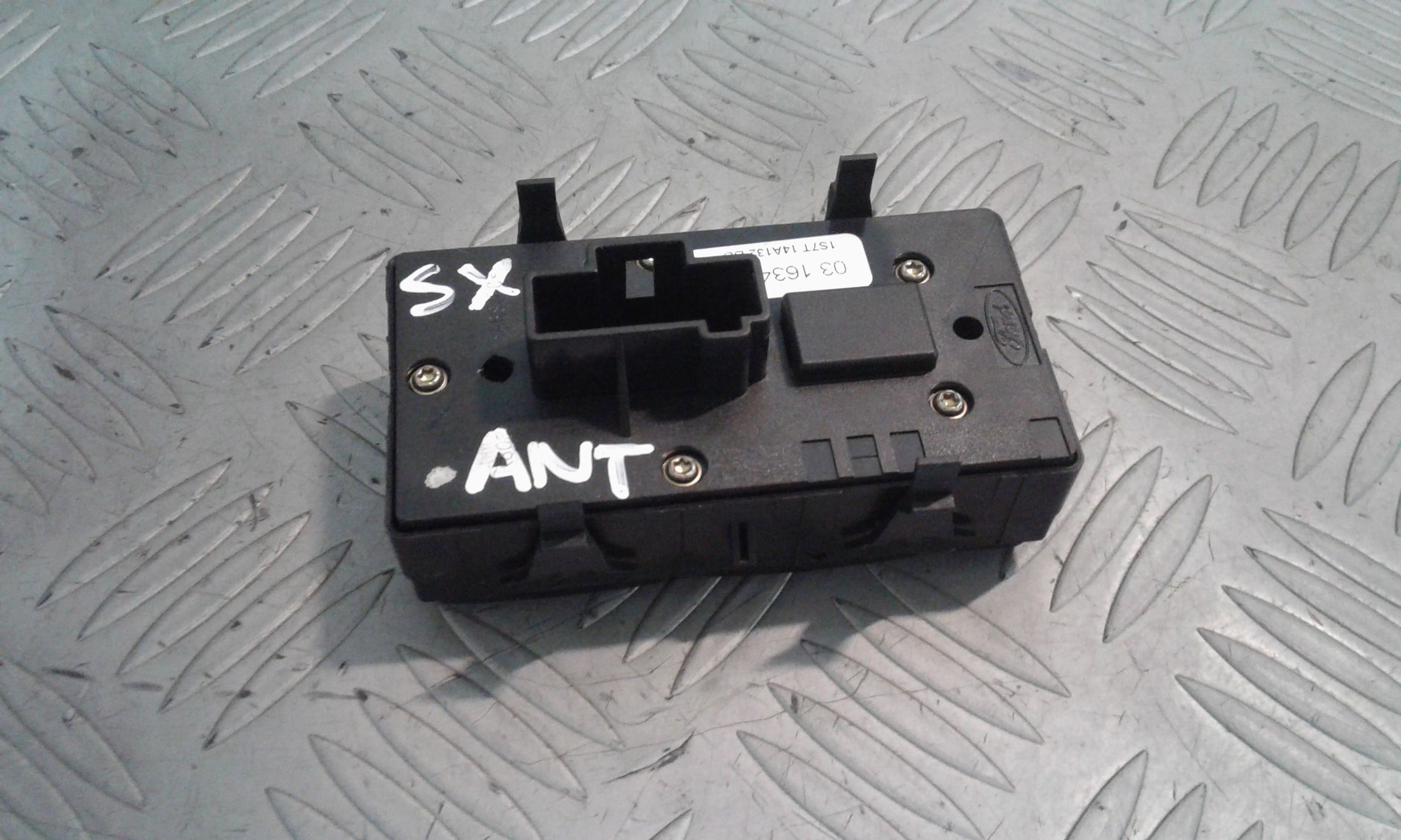 Interruttore Alzacristalli Porta Ant. Sinistro Usato