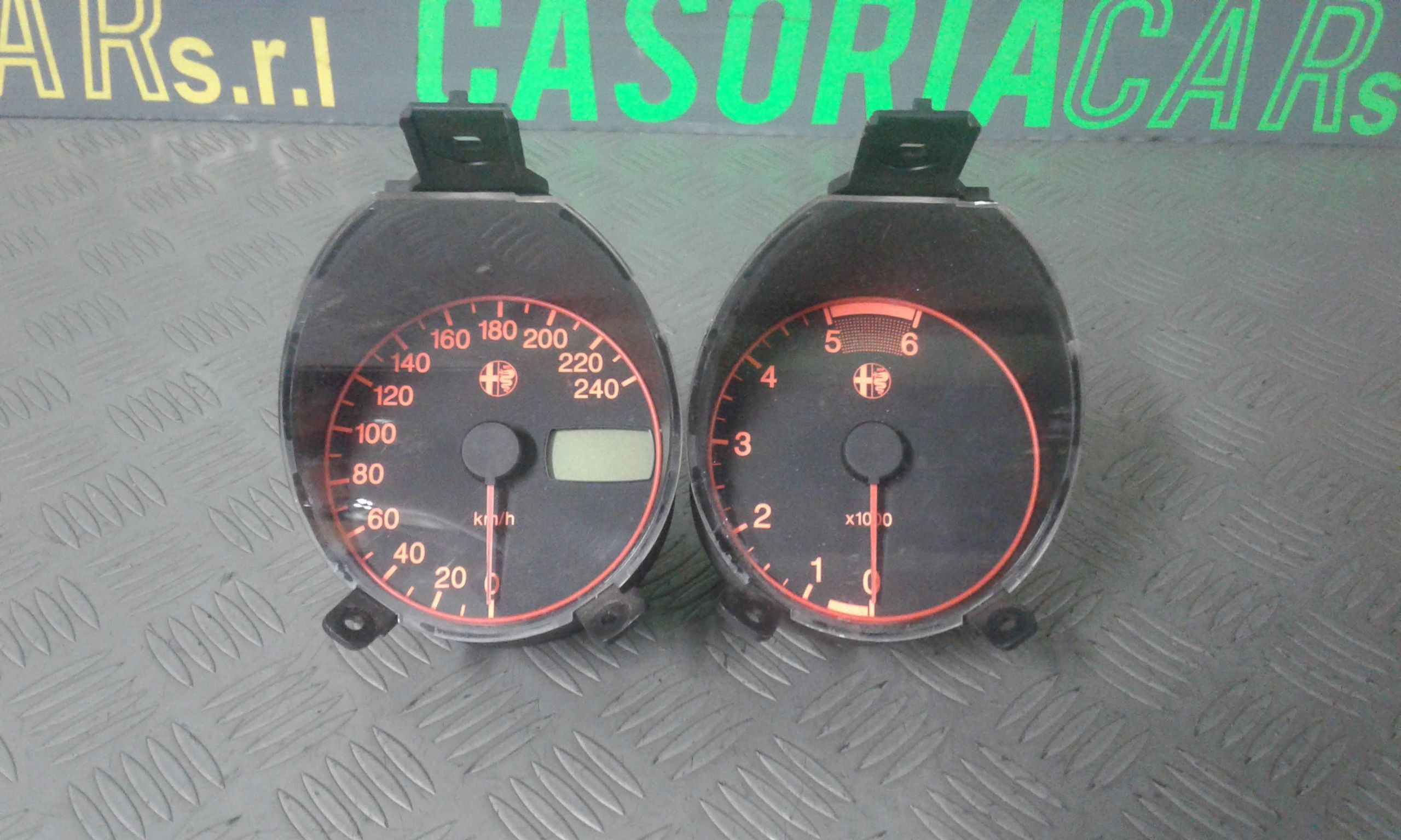 Quadro Portastrumenti Usato