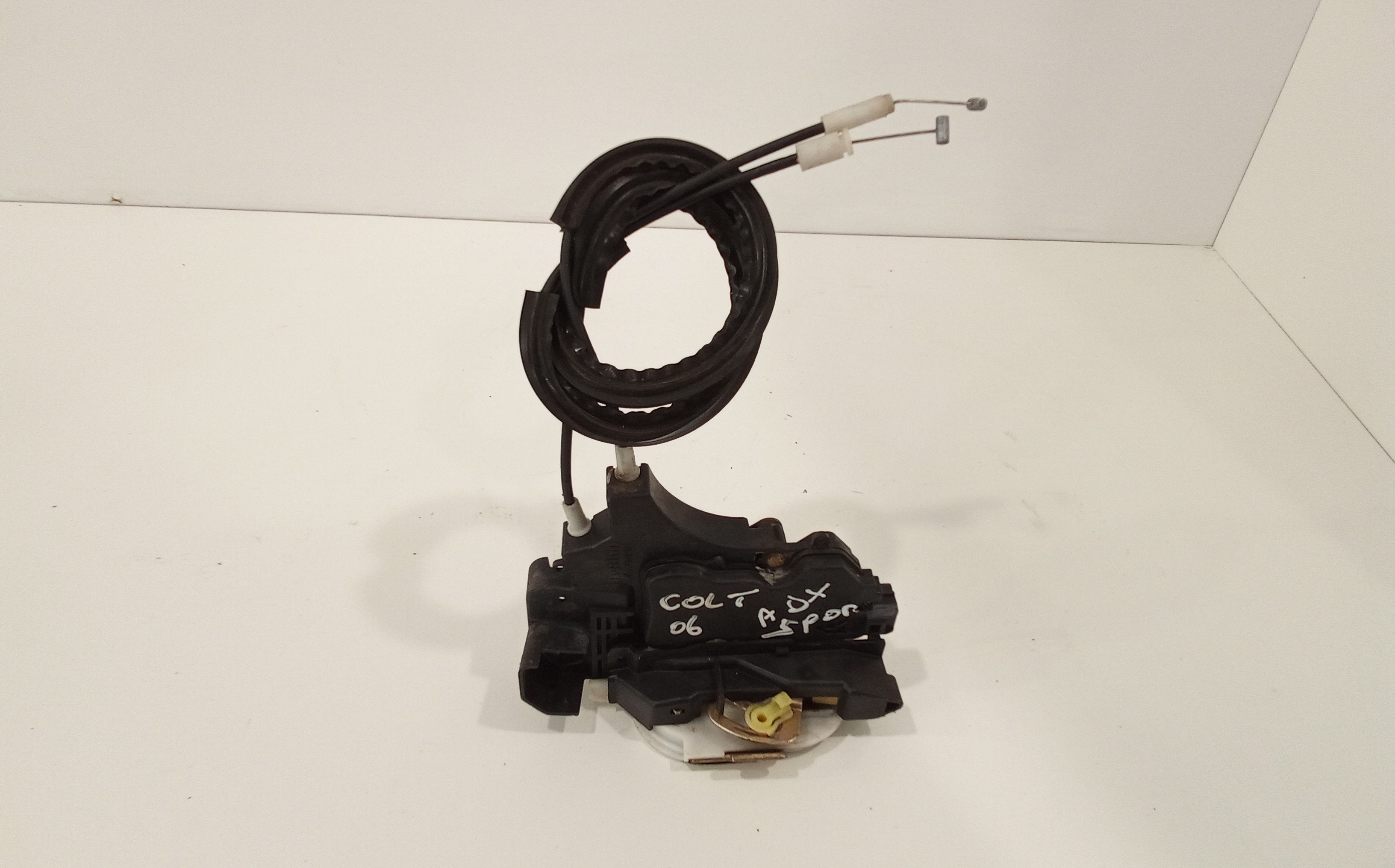 Serratura Porta Ant. Destro 5715A407 Usato