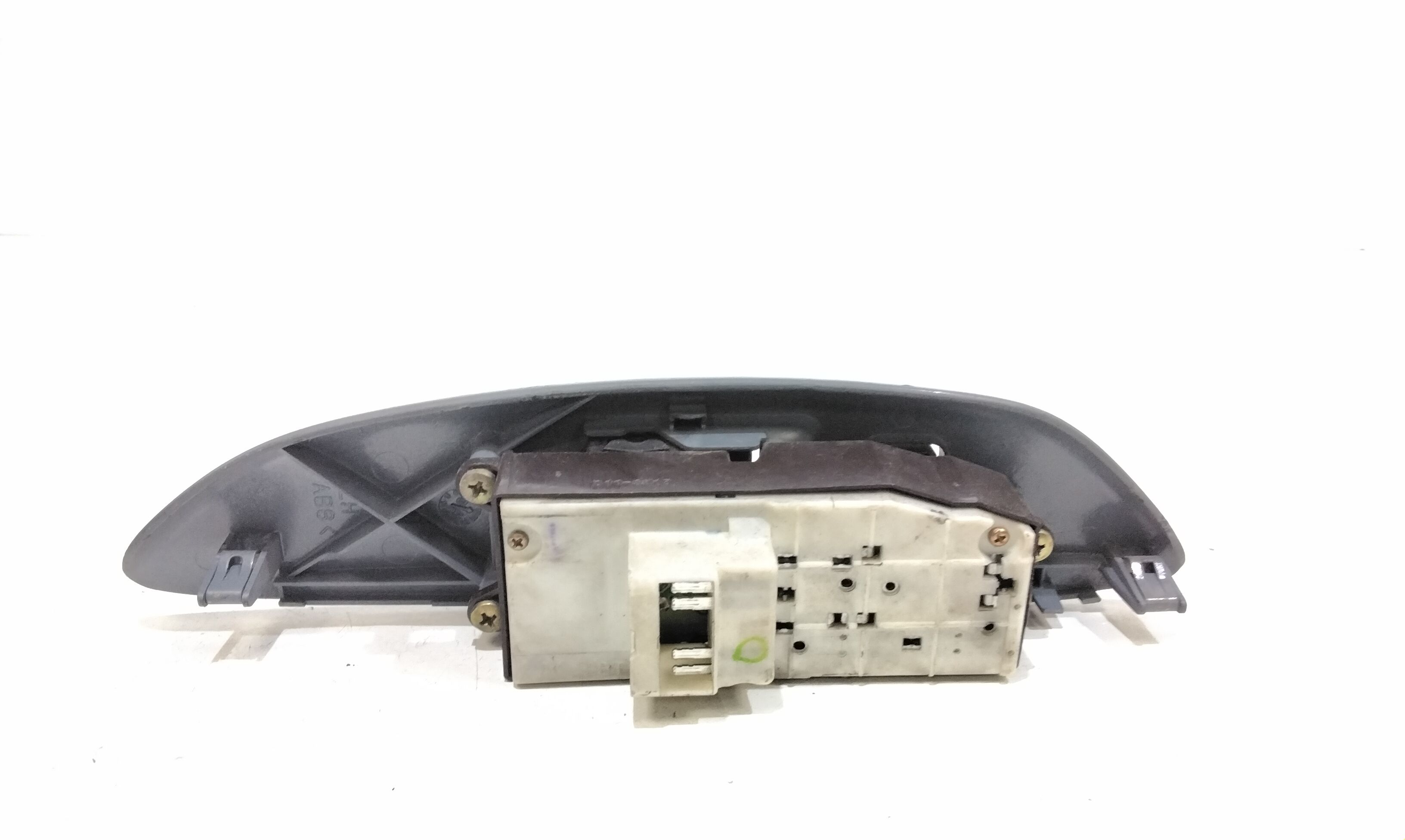 Interruttore Alzacristalli Porta Ant. Sinistro 8482010100 Usato