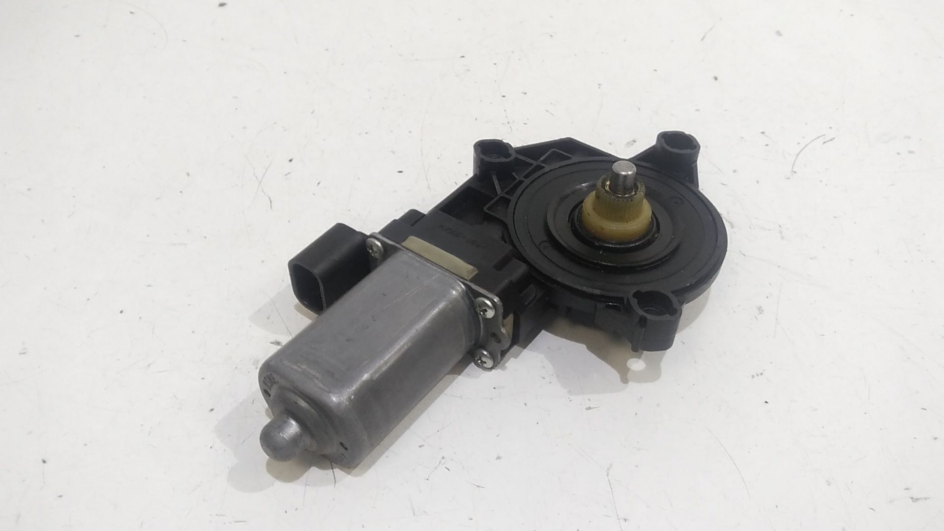 Motorino Alzacristallo Porta Ant. Destro 71740122 Usato