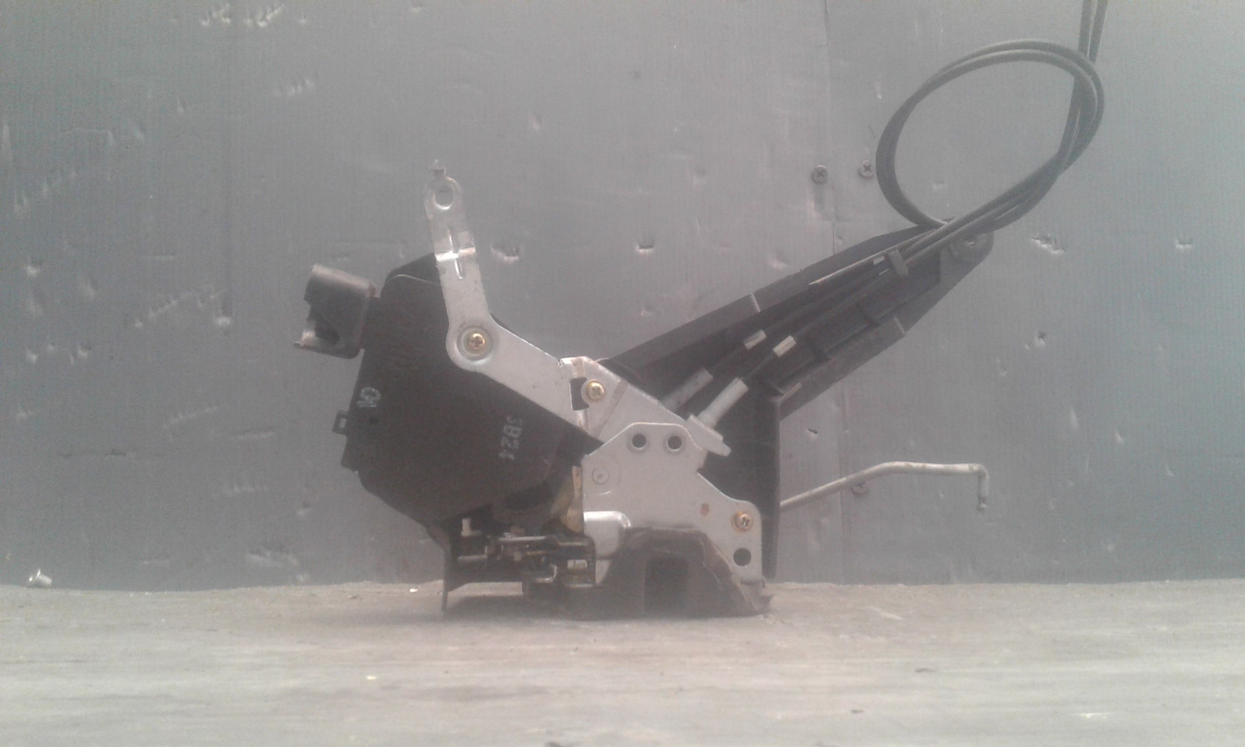 Serratura Porta Ant. Destro 6903002152 Usato