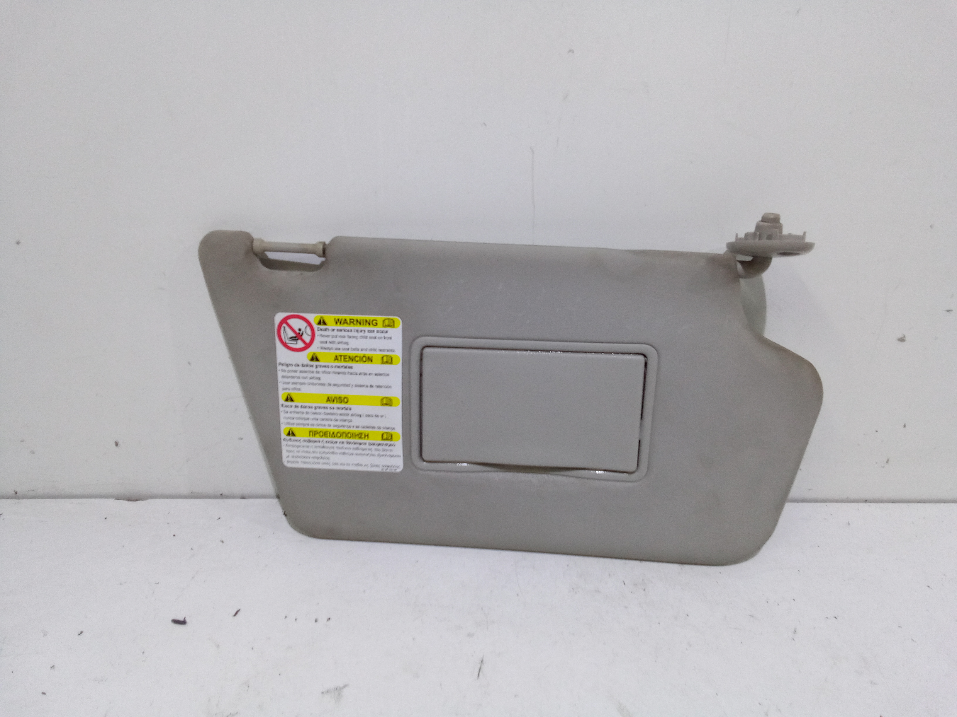 Aletta Parasole Parabrezza Destro 13163837 Usato