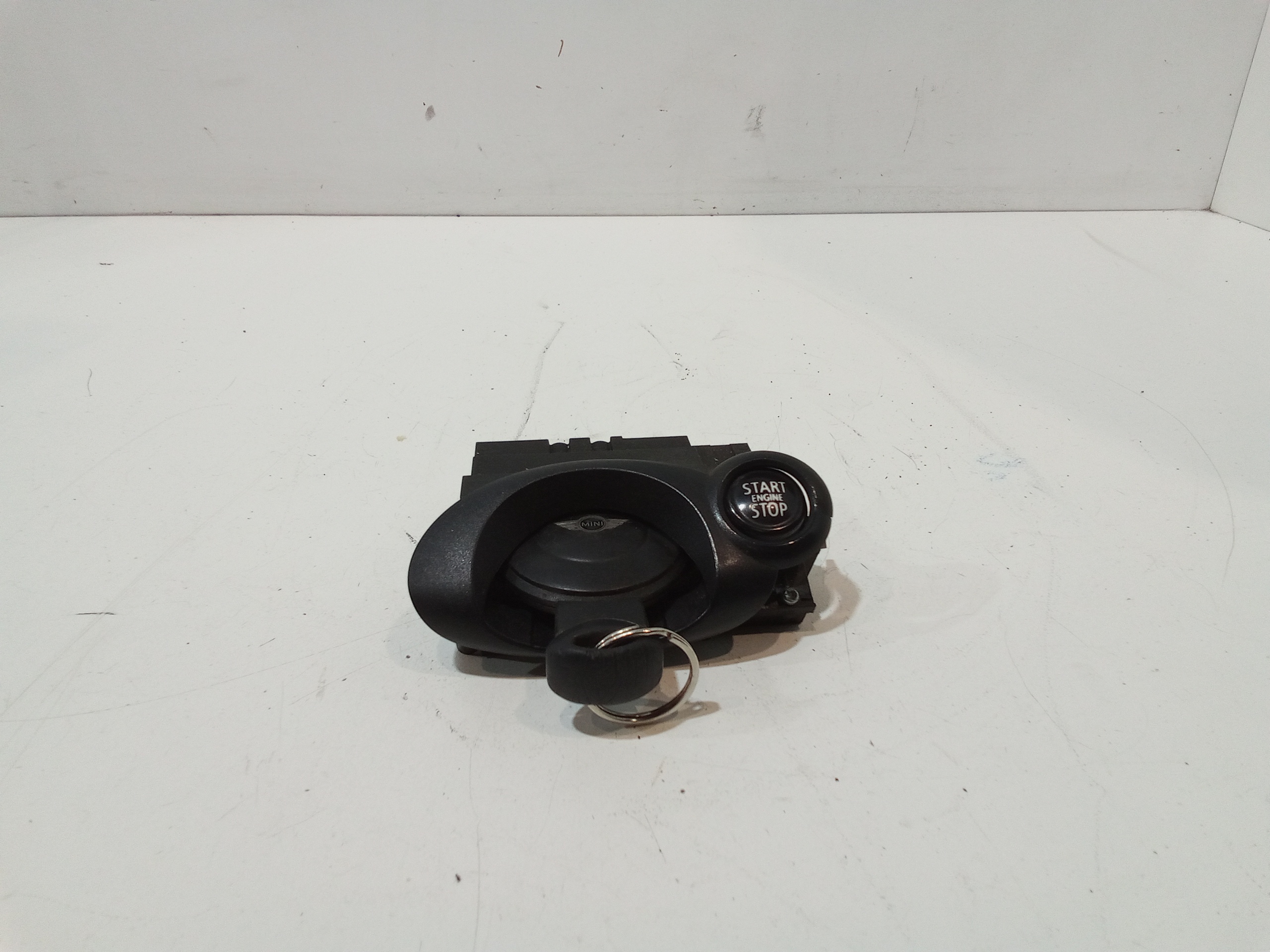 Commutatore Avviamento Con Cilindretti Serrature Usato