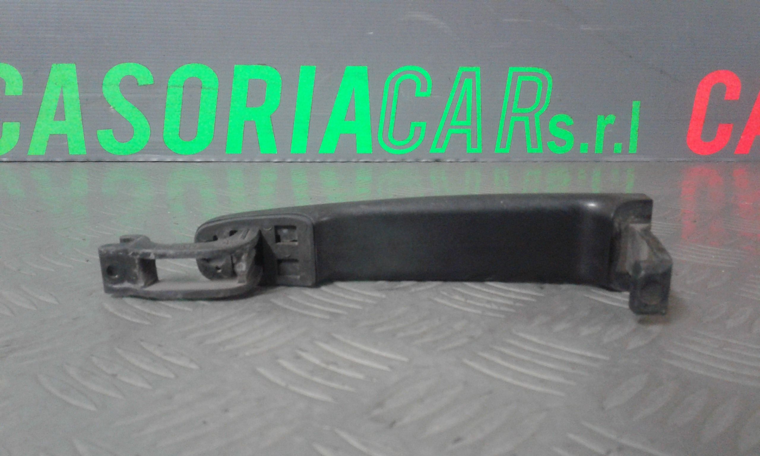 Maniglia Porta Ant. Destro 9101W2 Usato