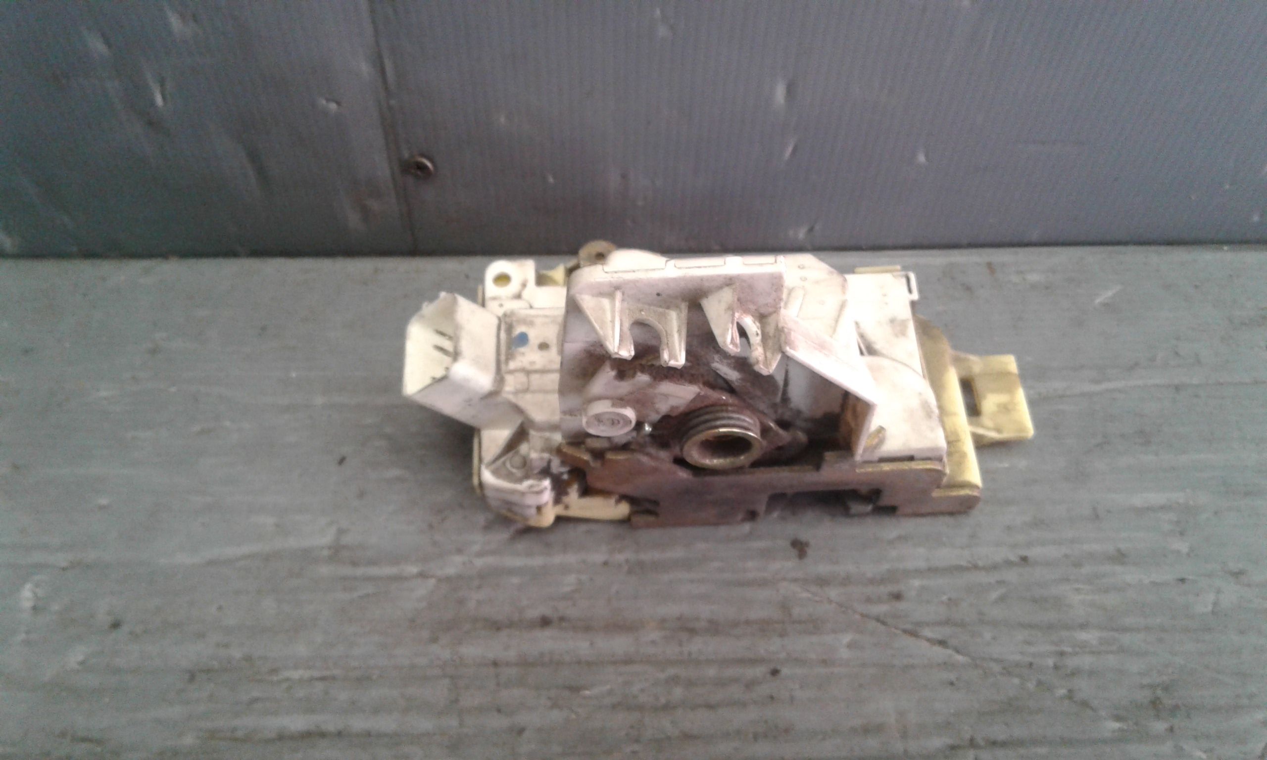 Serratura Porta Ant. Destro 4057968 Usato