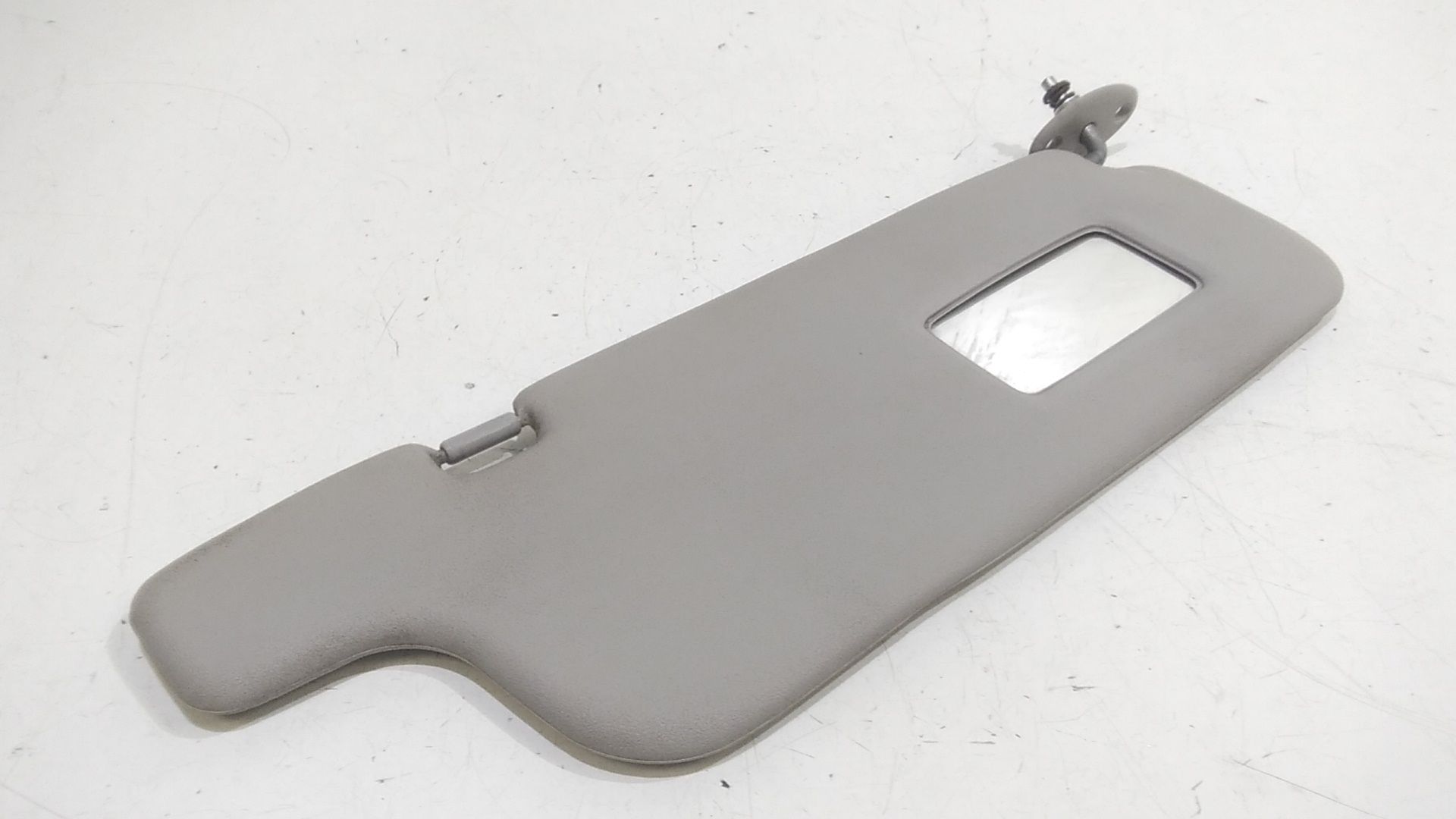 Aletta Parasole Parabrezza Destro 743100D011B0 Usato