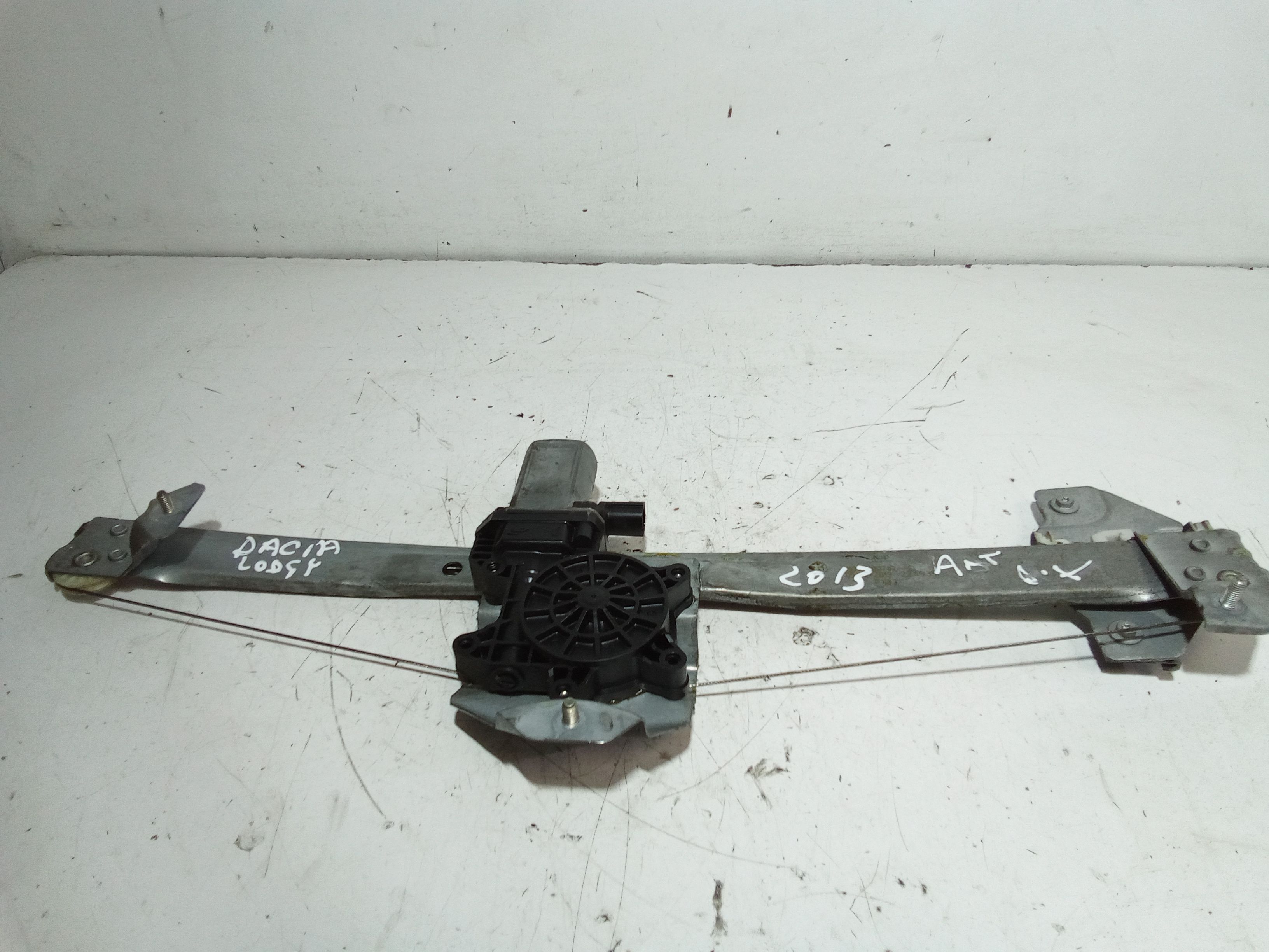 Alzacristallo Porta Ant. Destro 807200301R Usato