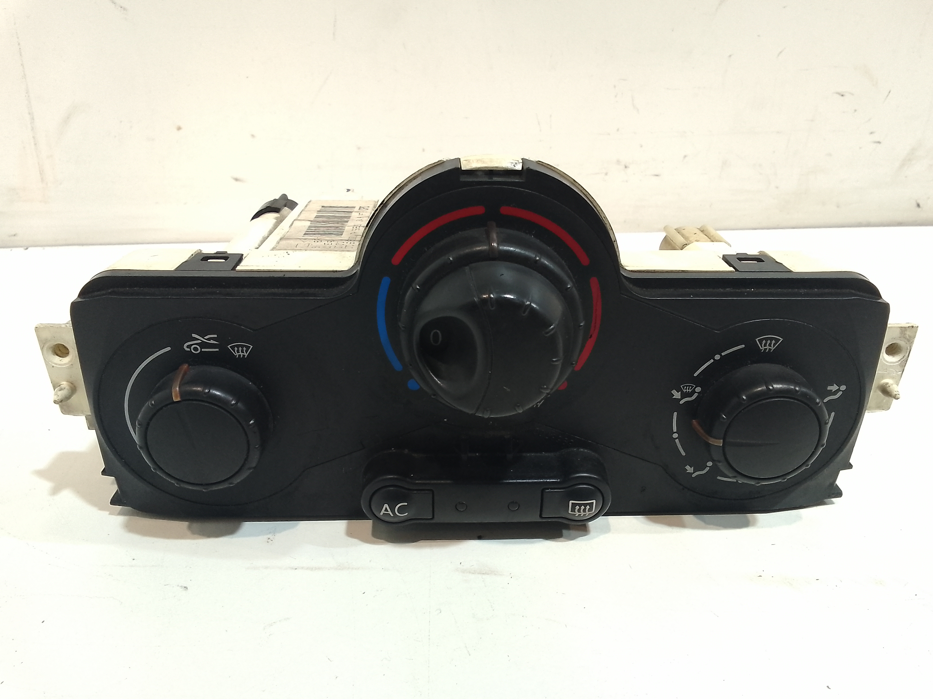 Blocco Comando Climatizzazione 7701055146 Usato