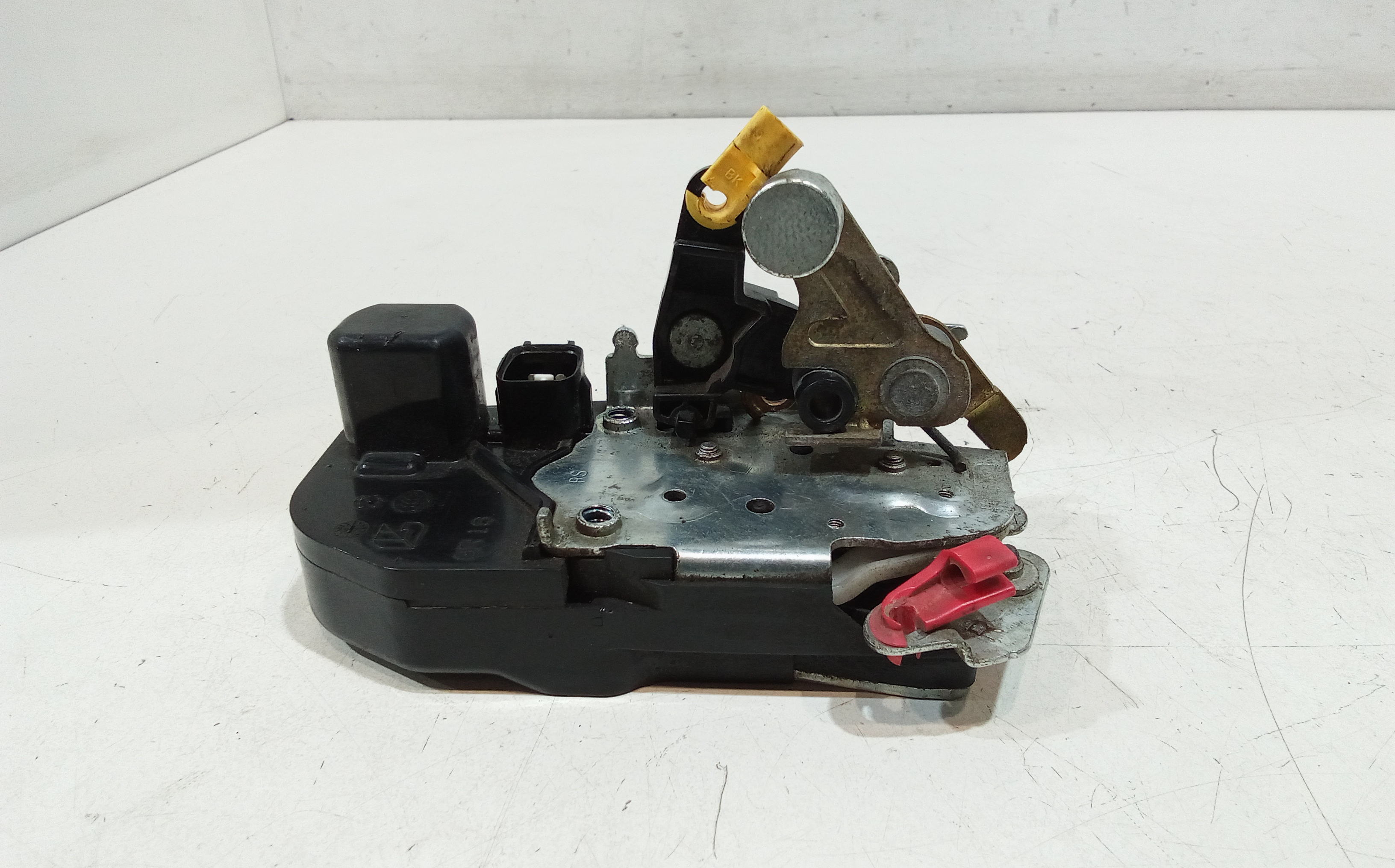 Serratura Porta Ant. Destro K05109865AB Usato