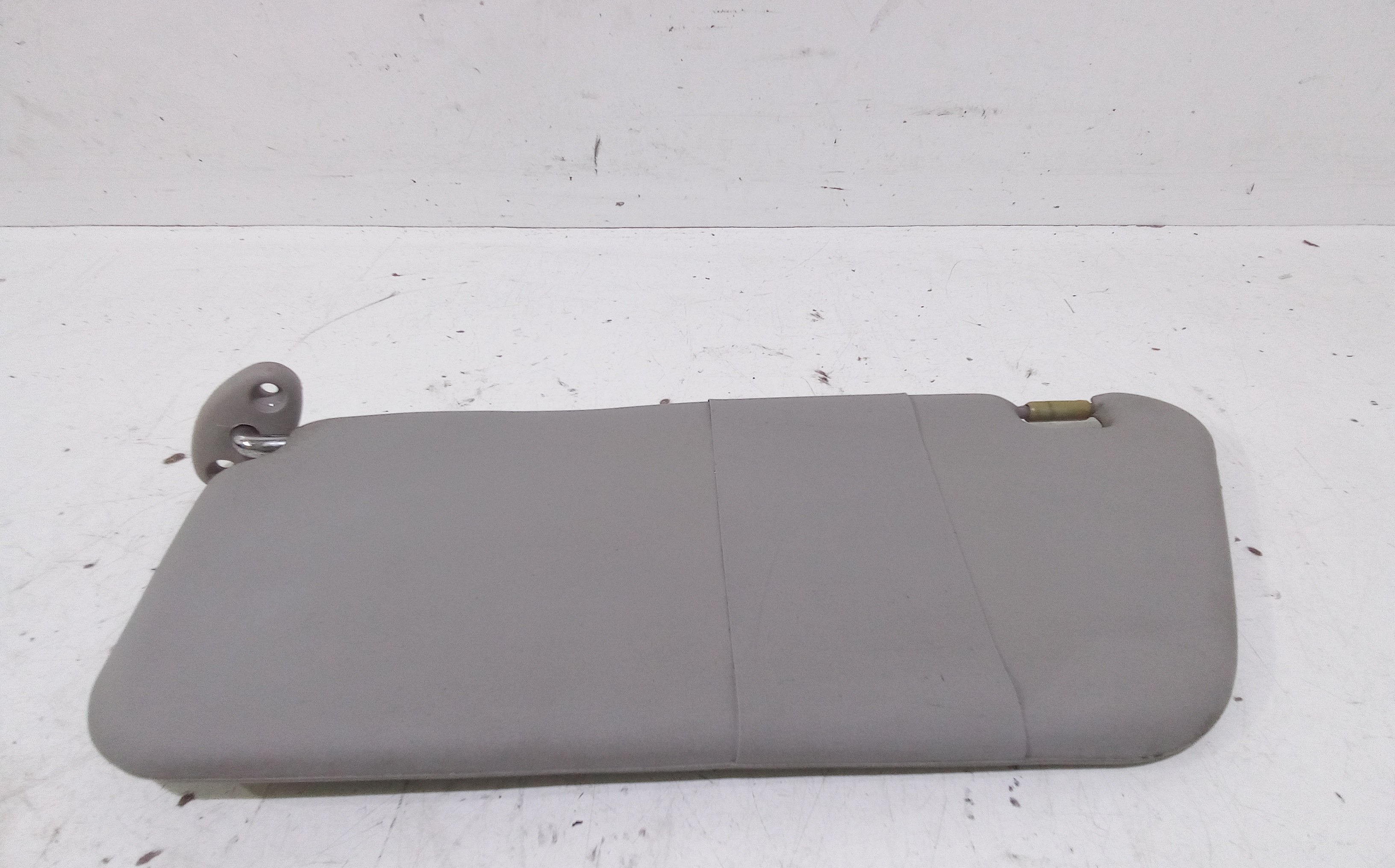 Aletta Parasole Parabrezza Sinistro 96279932 Usato