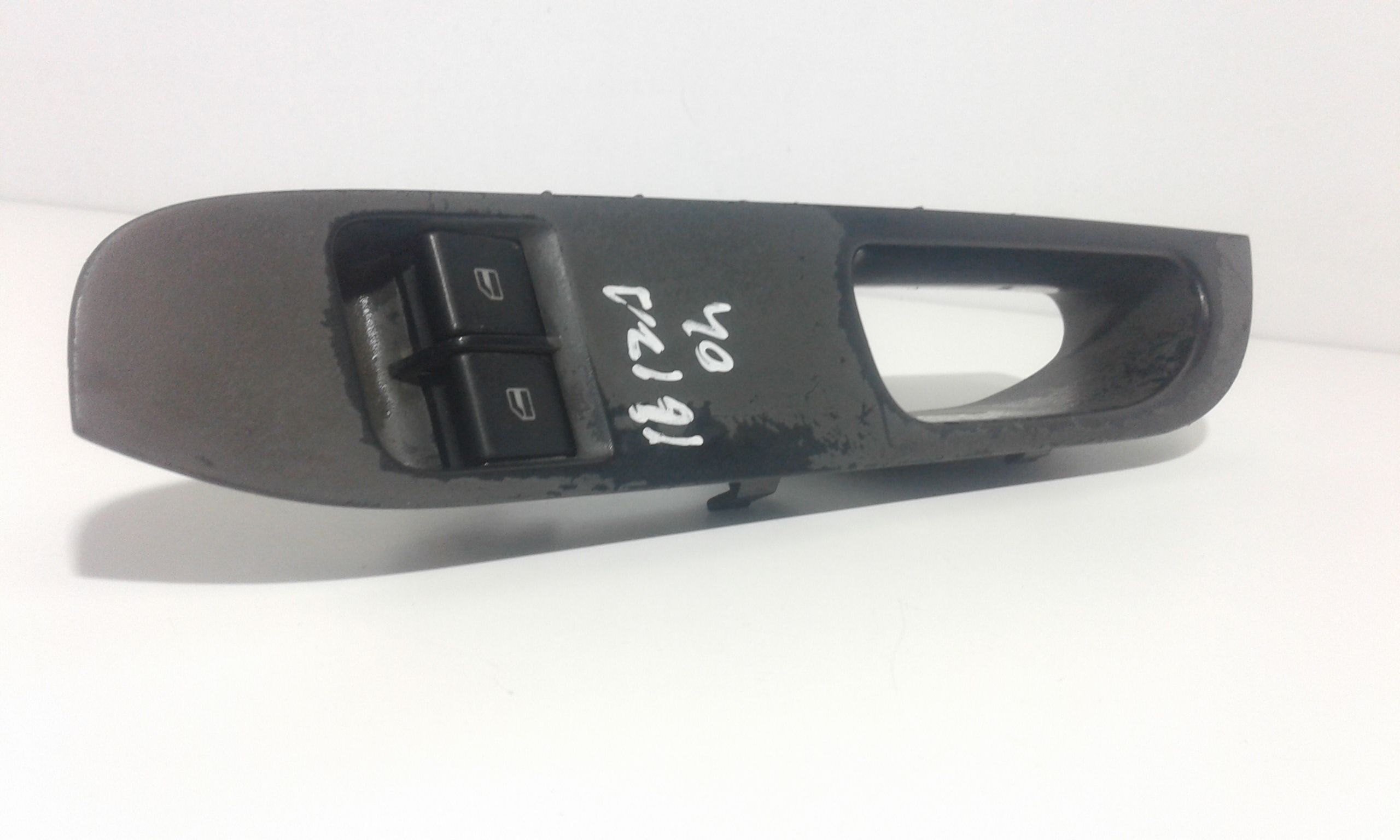 Interruttore Alzacristalli Porta Ant. Destro Usato