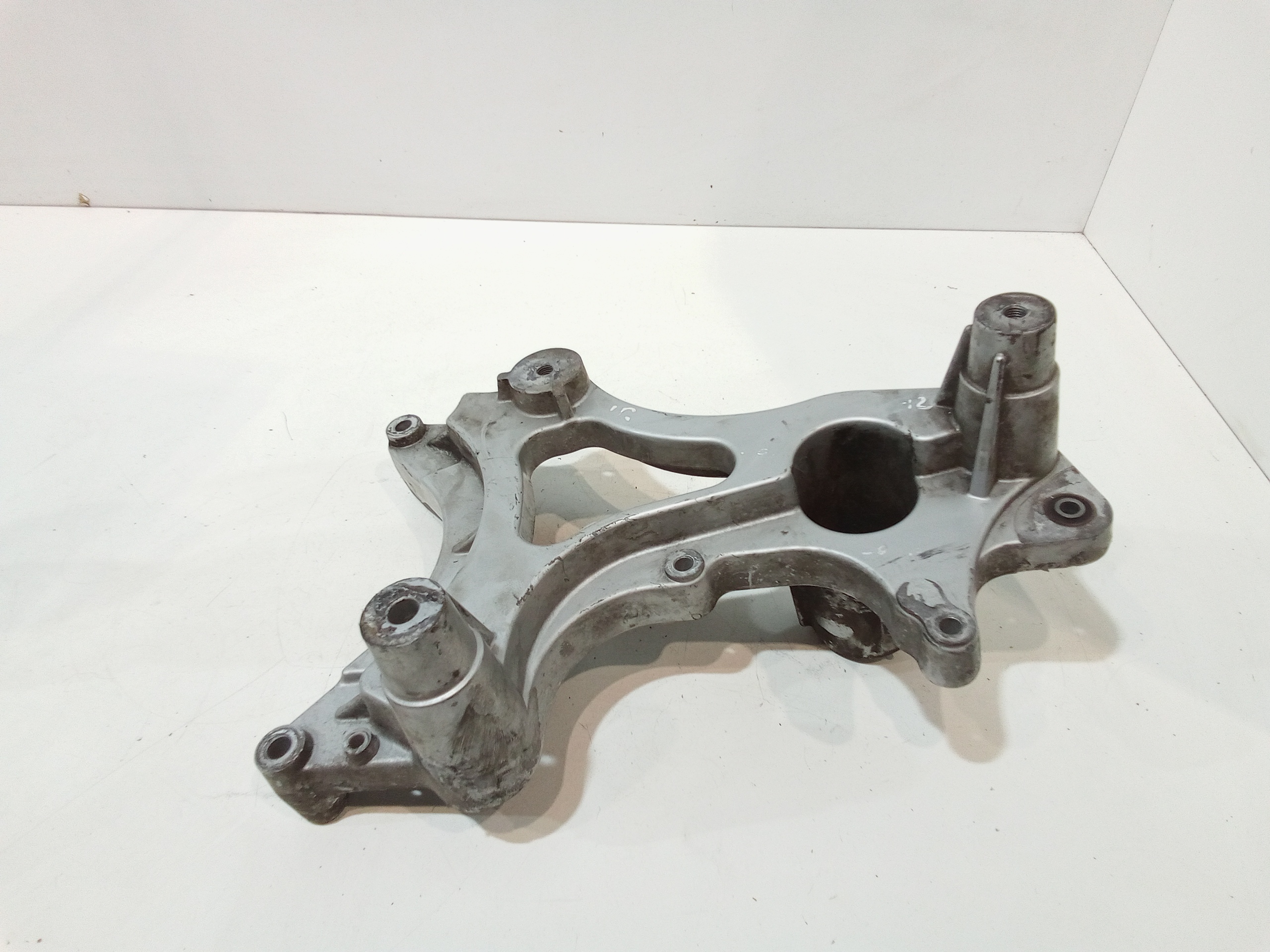 Staffa Supporto Marmitta Usato