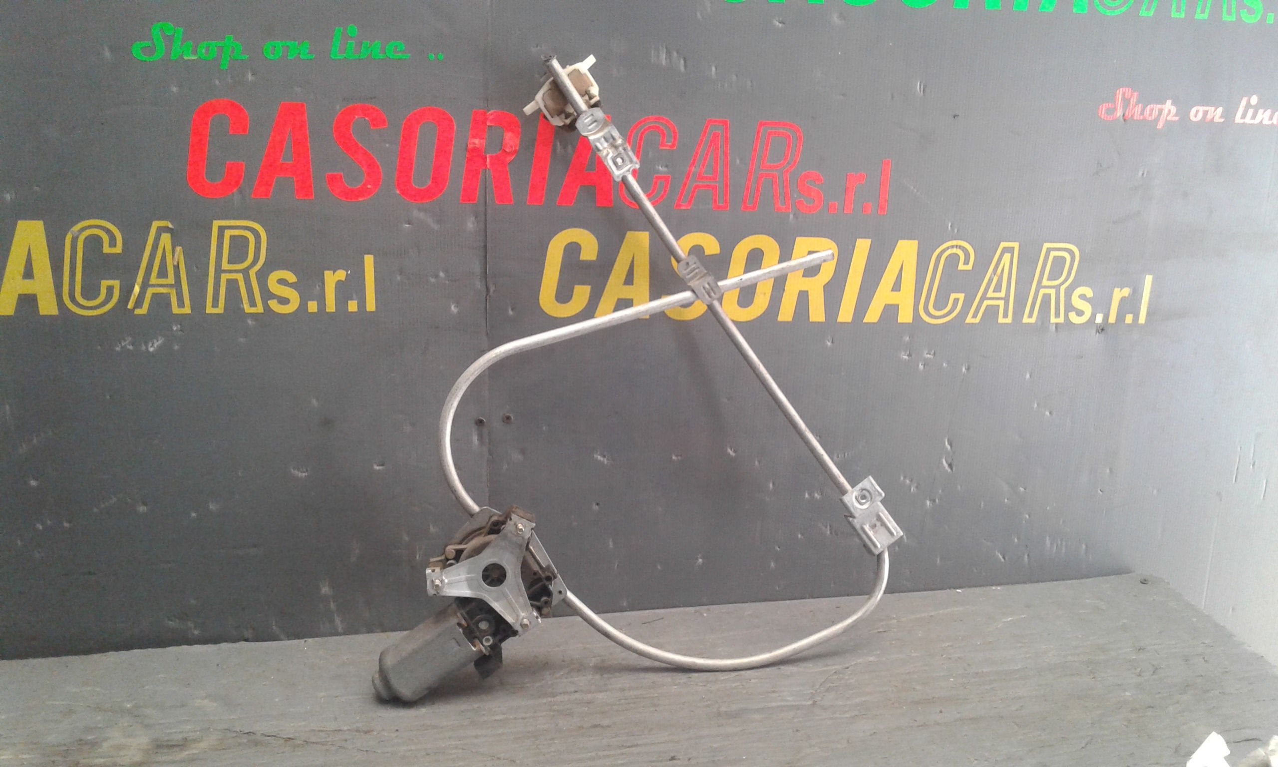 Alzacristallo Porta Ant. Destro Usato