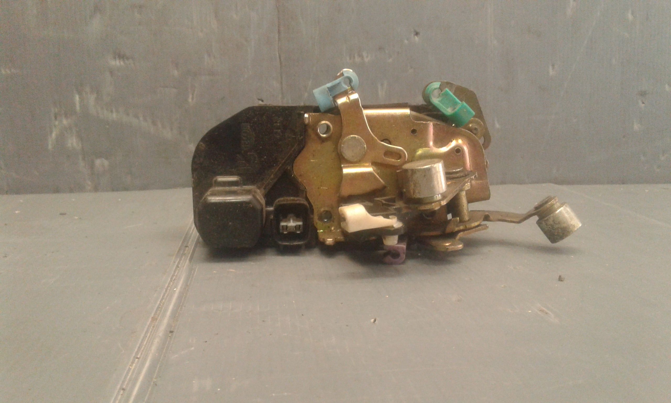 Serratura Porta Ant. Sinistro K04675585 Usato