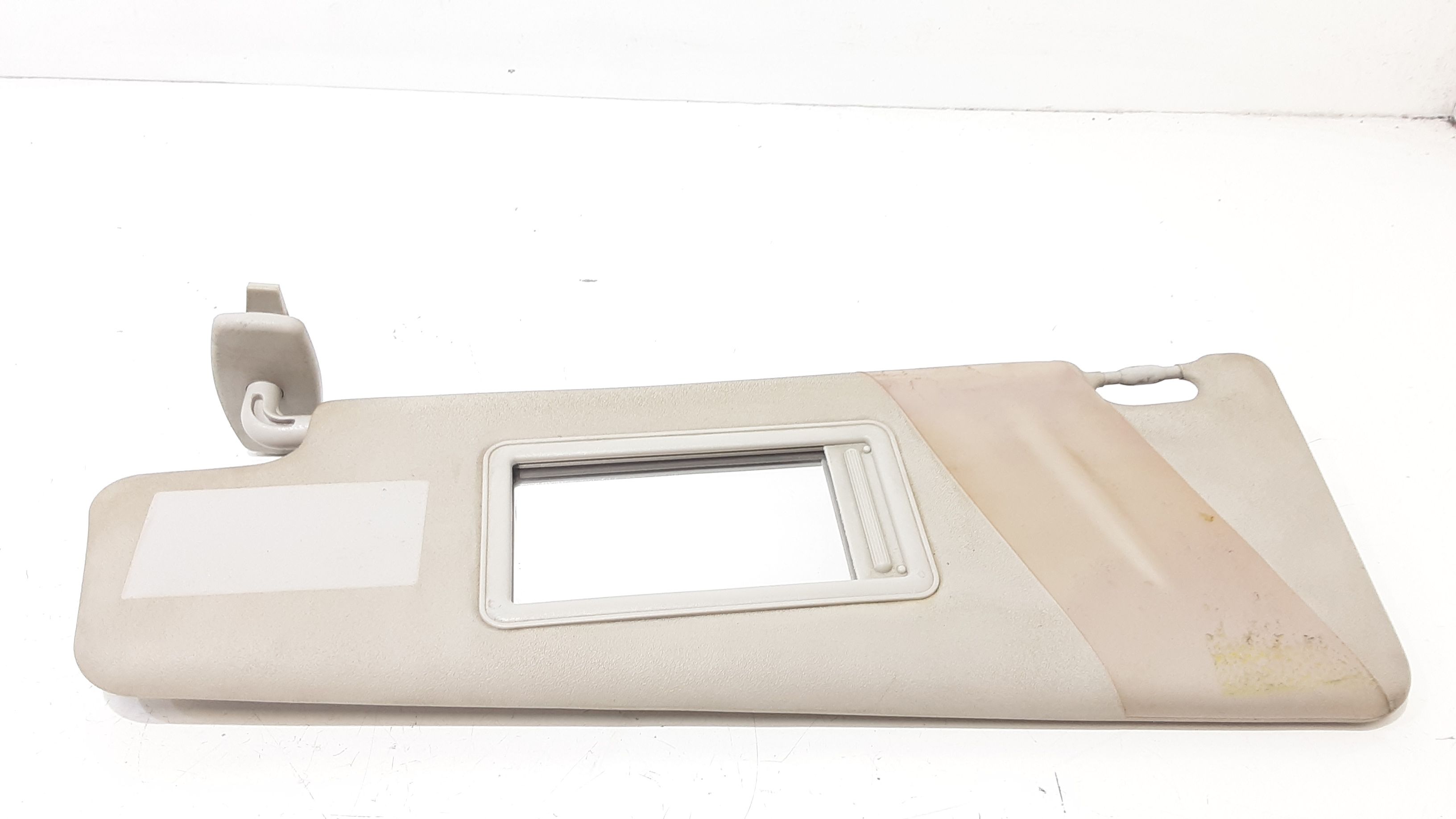 Aletta Parasole Parabrezza Sinistro 735361679 Usato