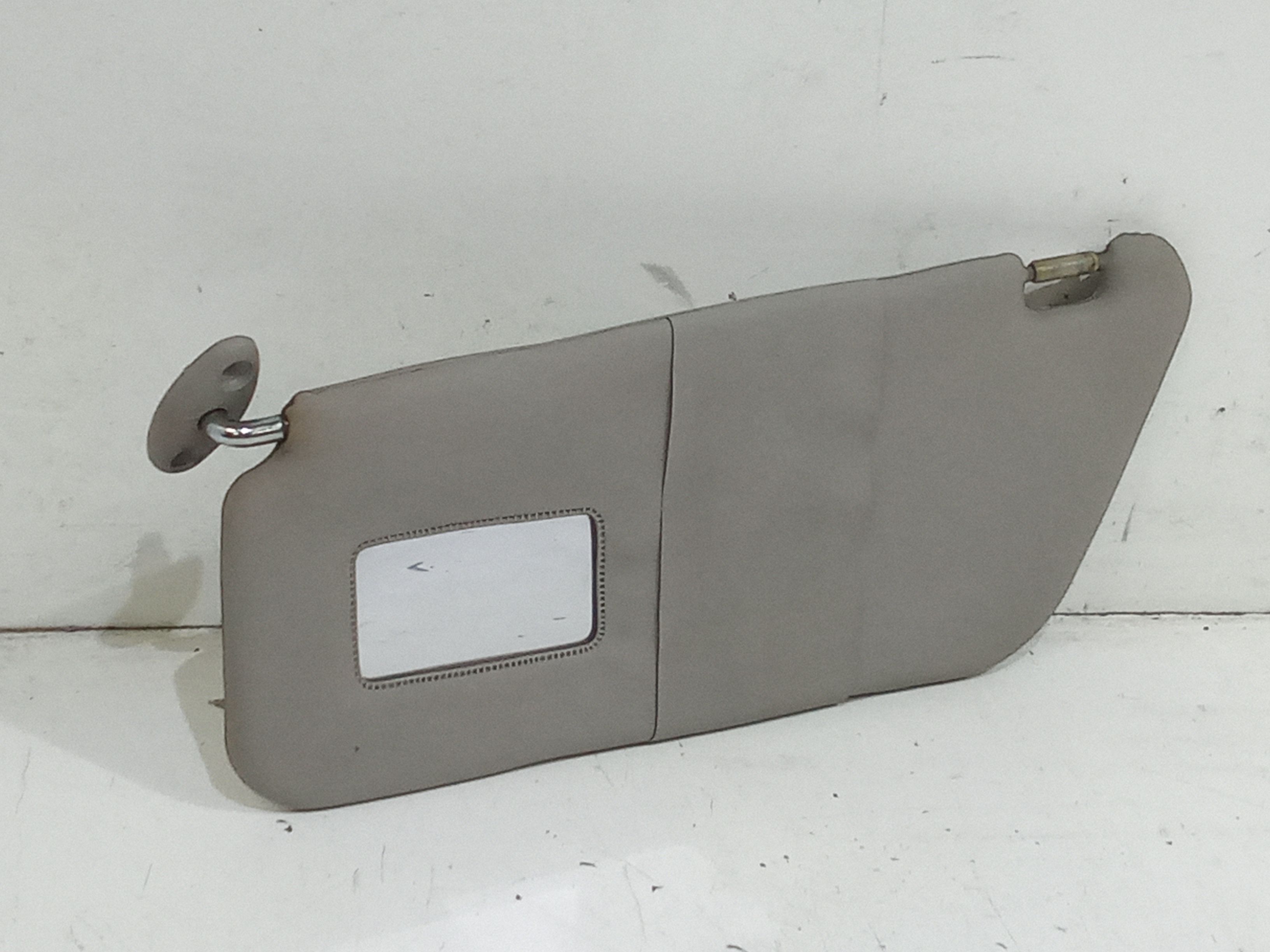 Aletta Parasole Parabrezza Sinistro 96279932 Usato