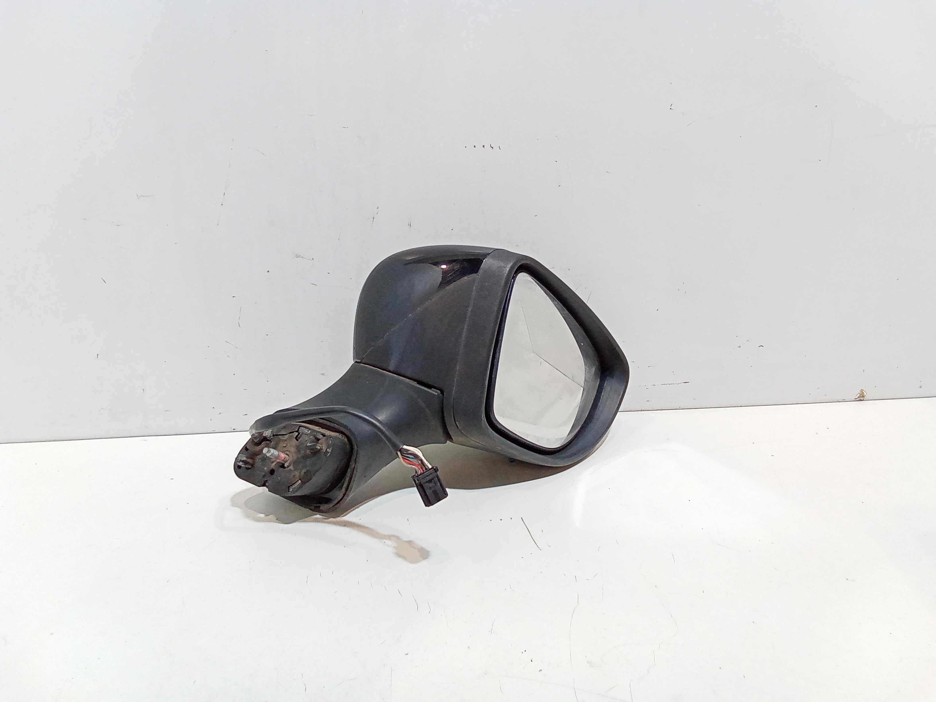 Retrovisore Est. Destro Usato