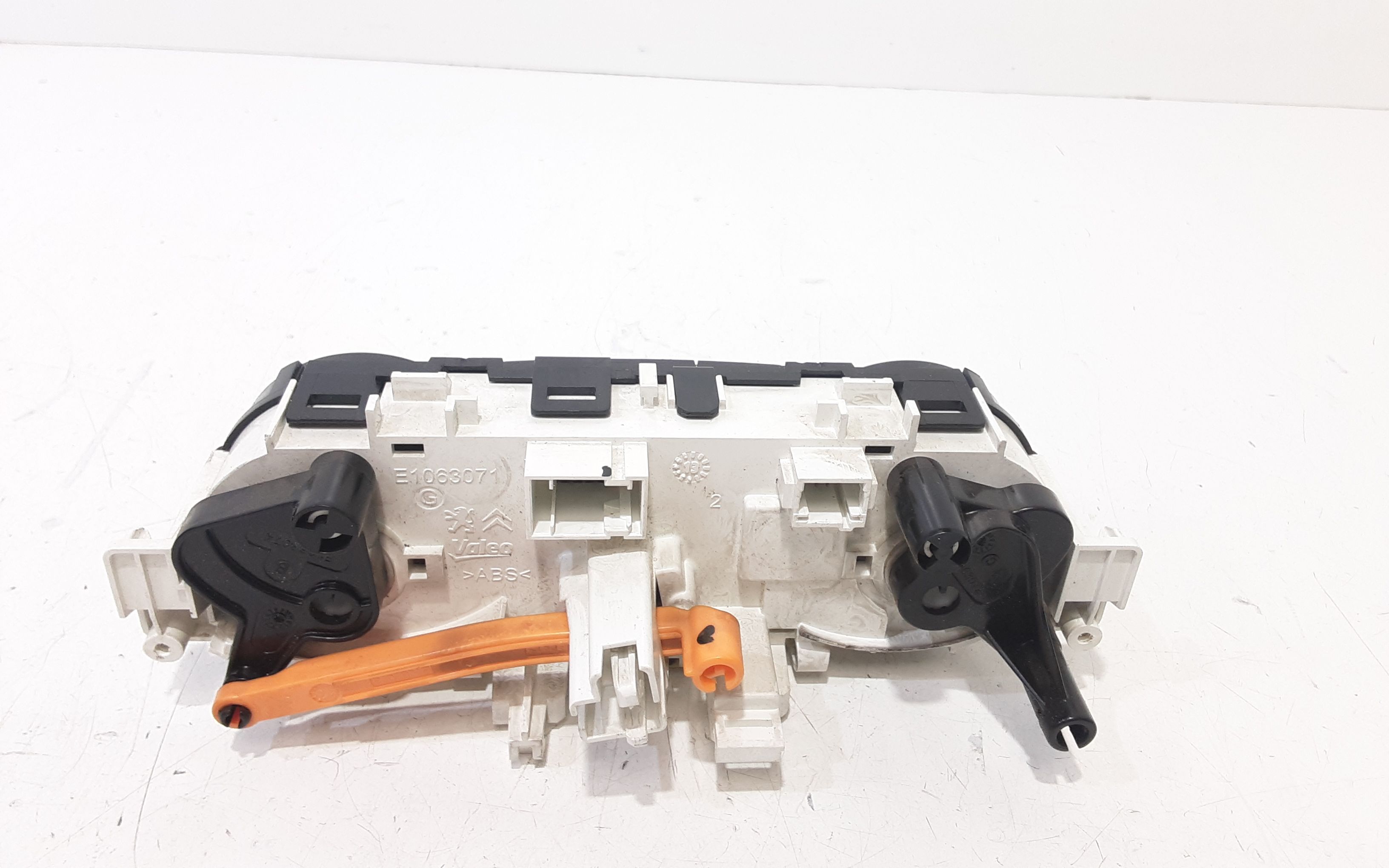 Blocco Comando Climatizzazione 96722471EY Usato