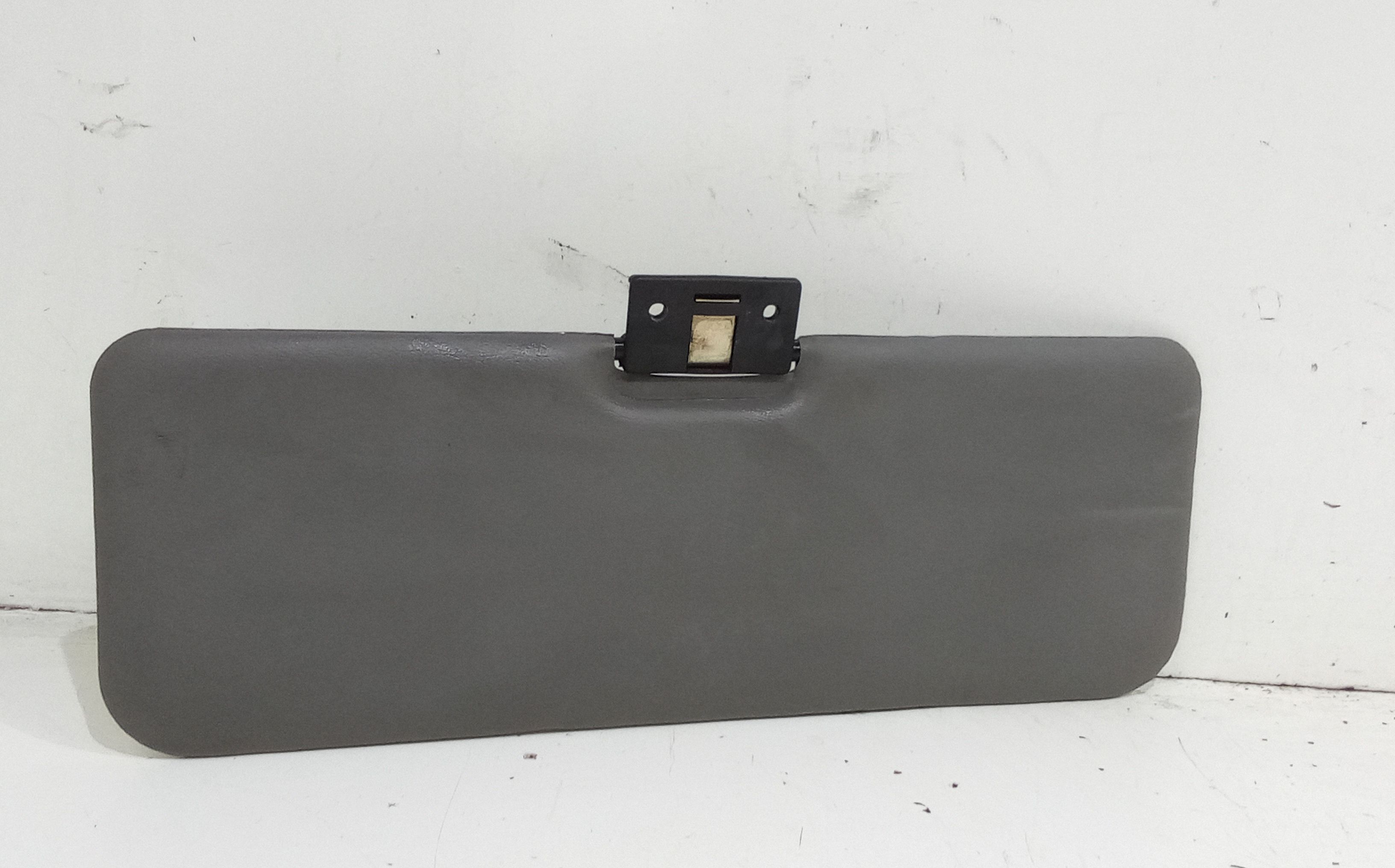 Aletta Parasole Parabrezza Destro 182427480 Usato