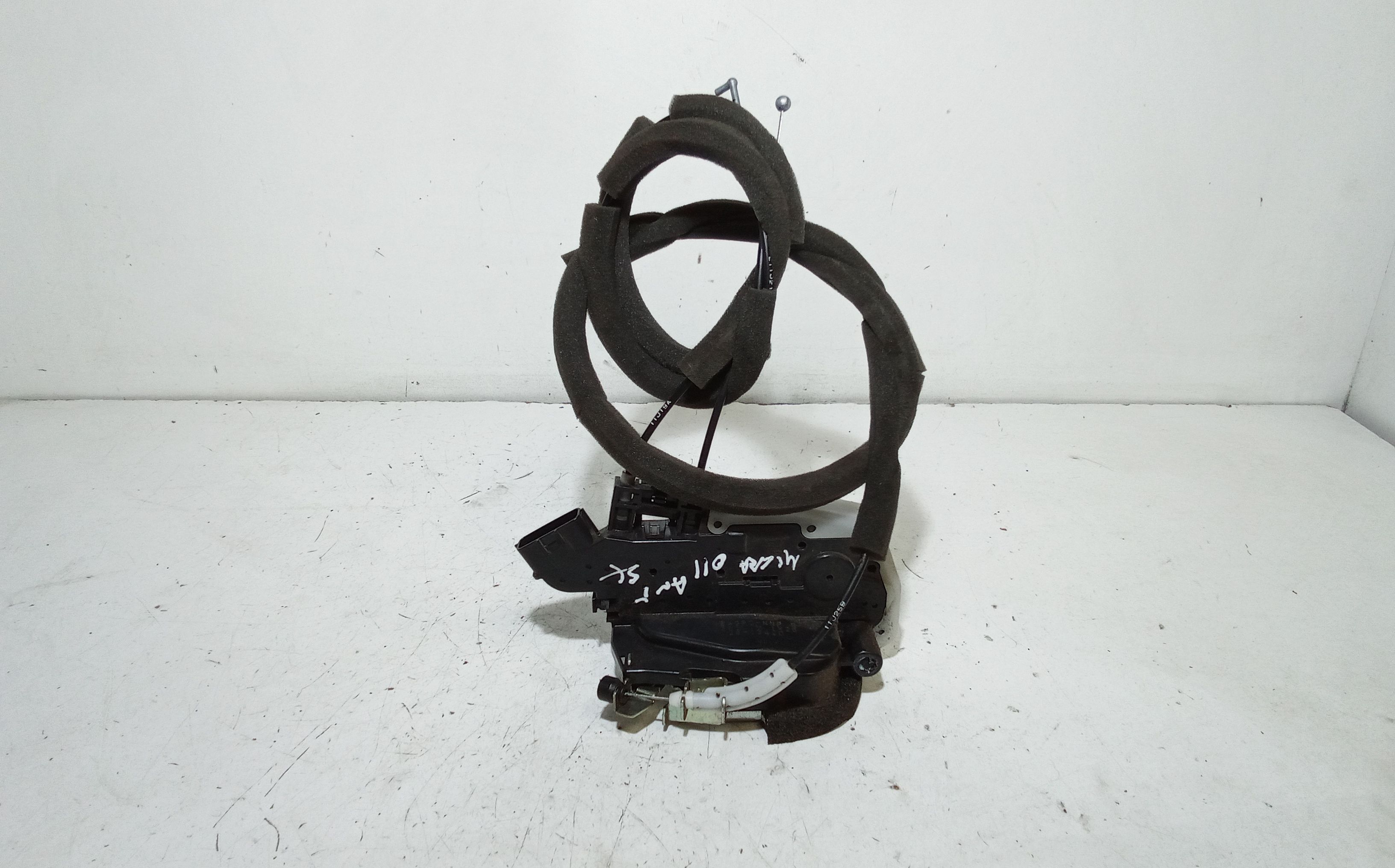 Serratura Porta Ant. Sinistro 805011HD1B Usato