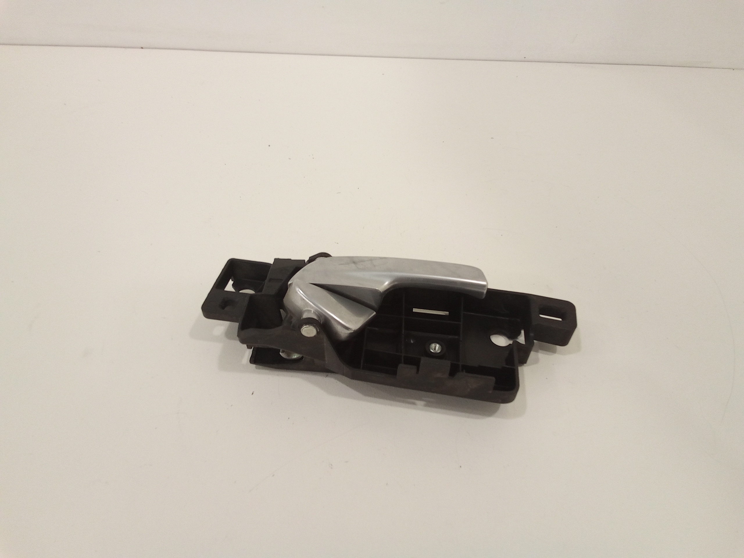 Maniglia Int. Apertura Porta Post. Destro 1701547 Usato