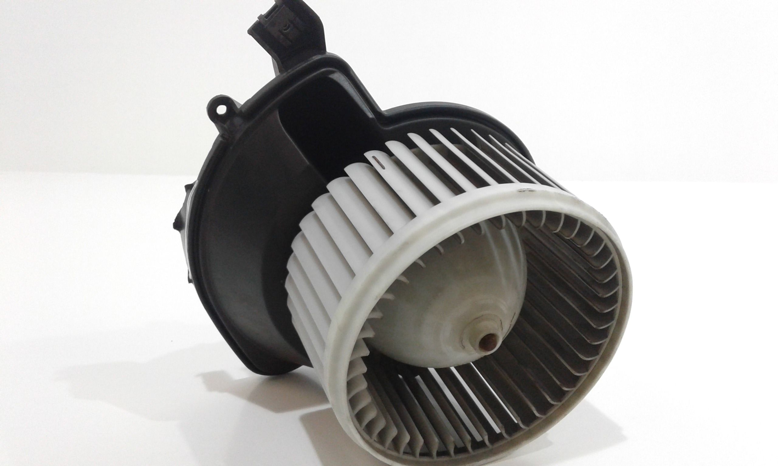 Motorino Ventilazione Abitacolo 77364951 Usato