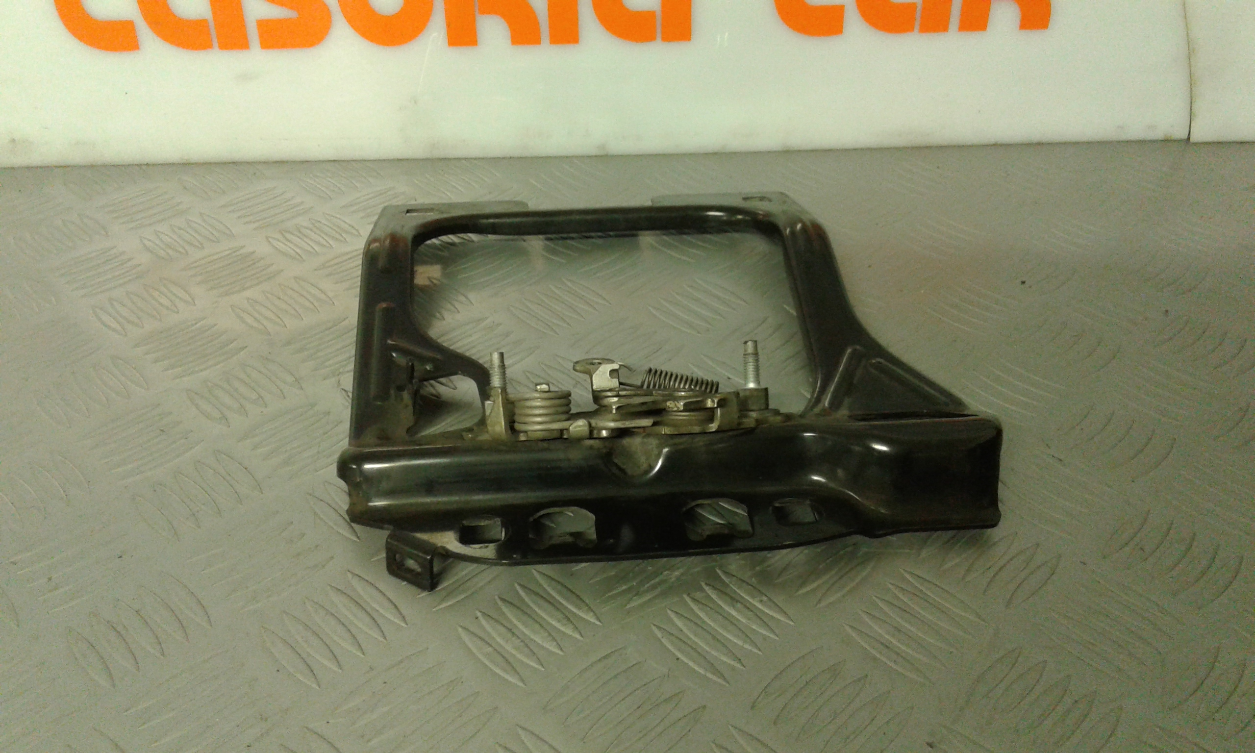 Serratura Cofano Ant. 9673285680 Usato