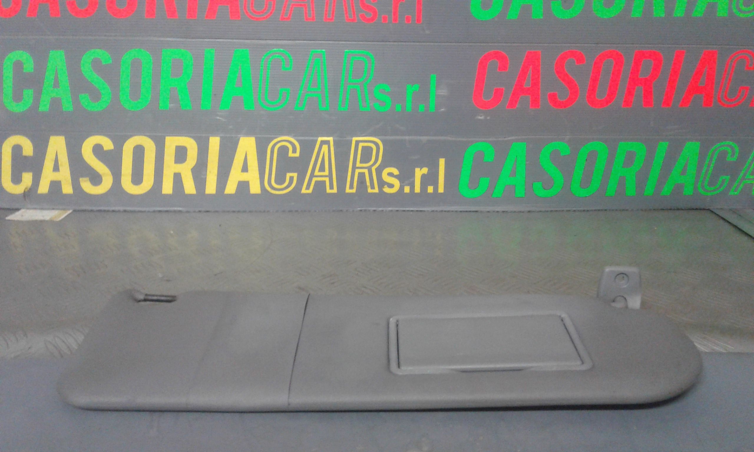 Aletta Parasole Parabrezza Destro 9790481766 Usato