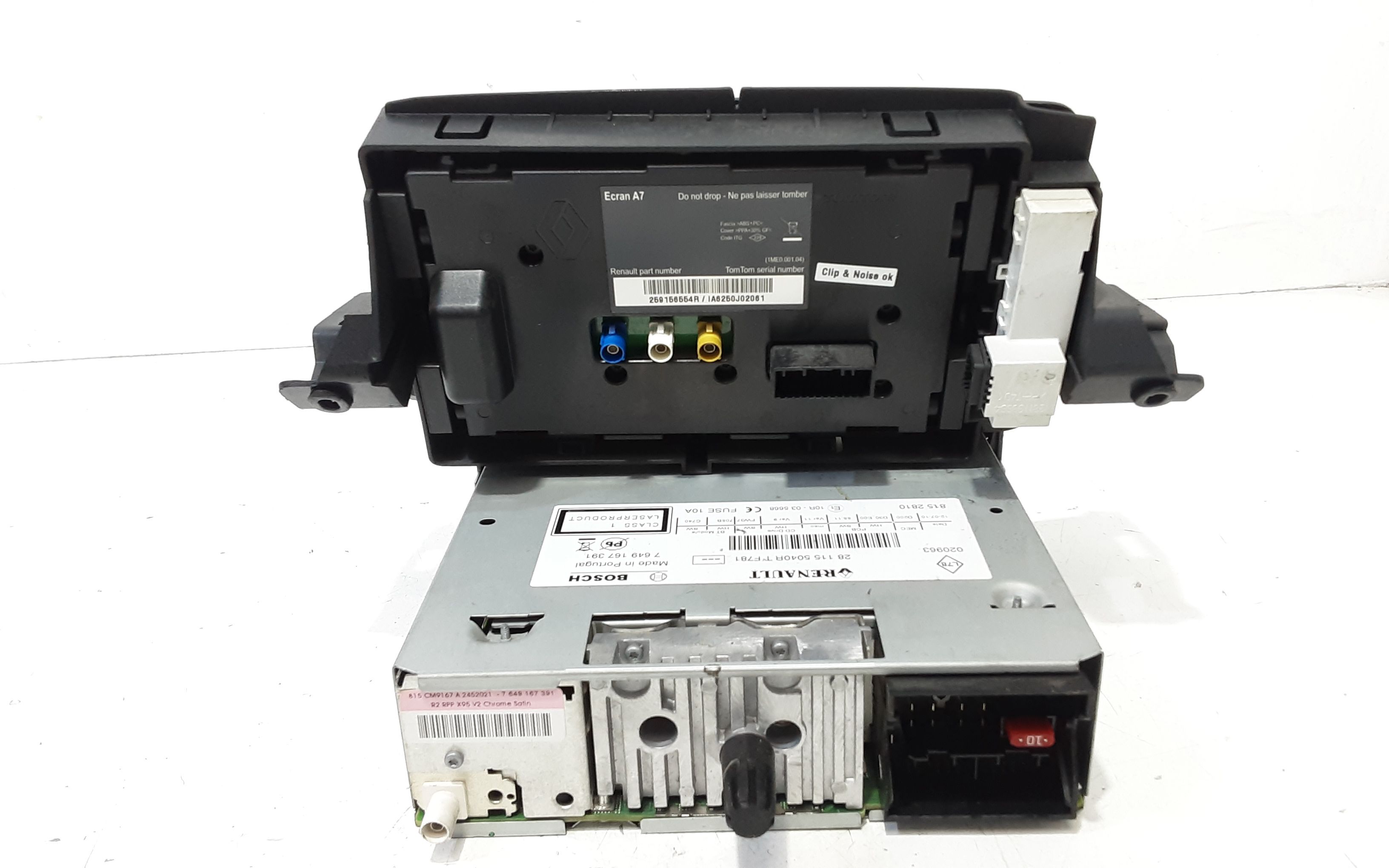 Radio C/sistema Di Navigatore Satellitare Usato