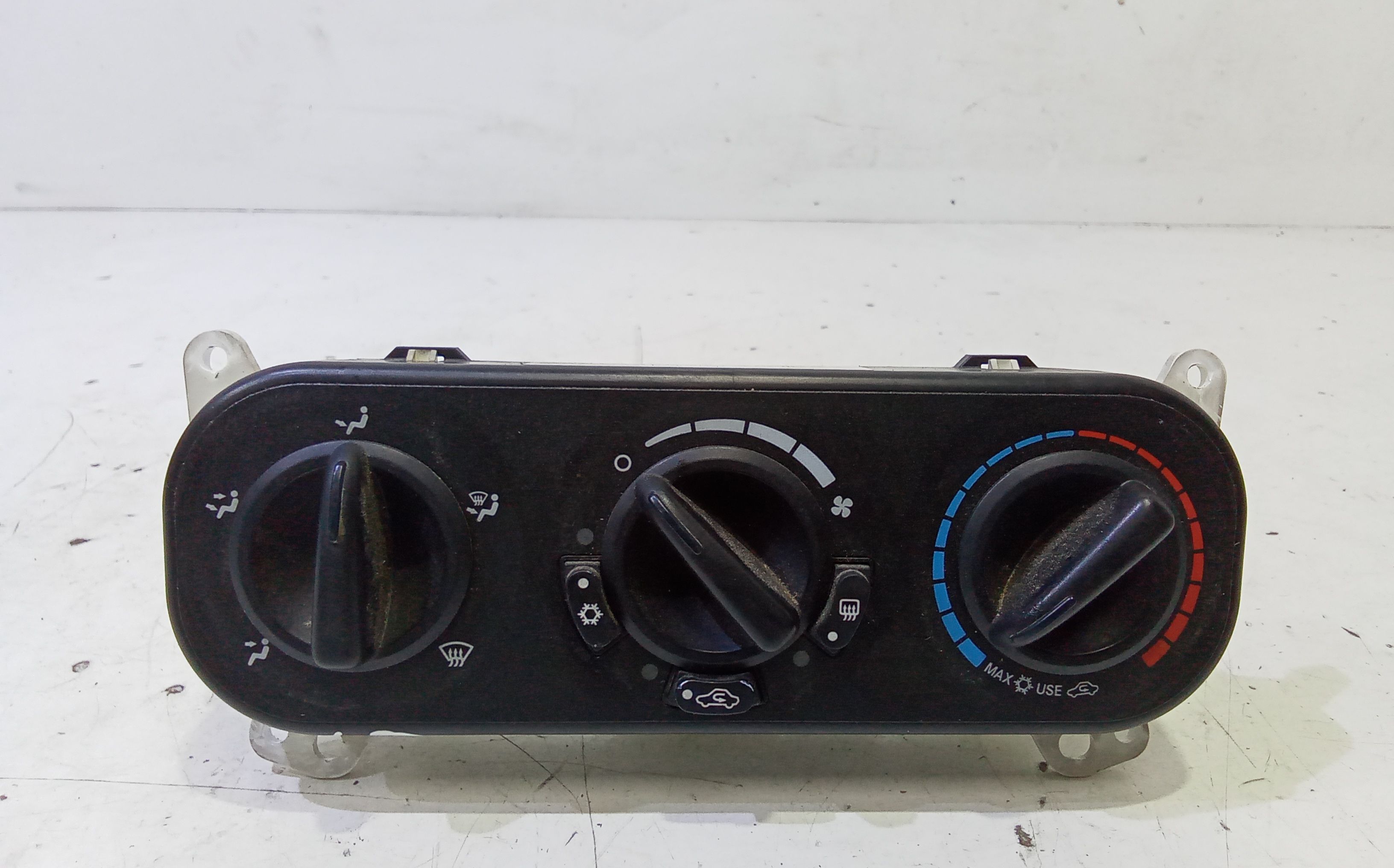 Blocco Comando Climatizzazione K55111874AF Usato