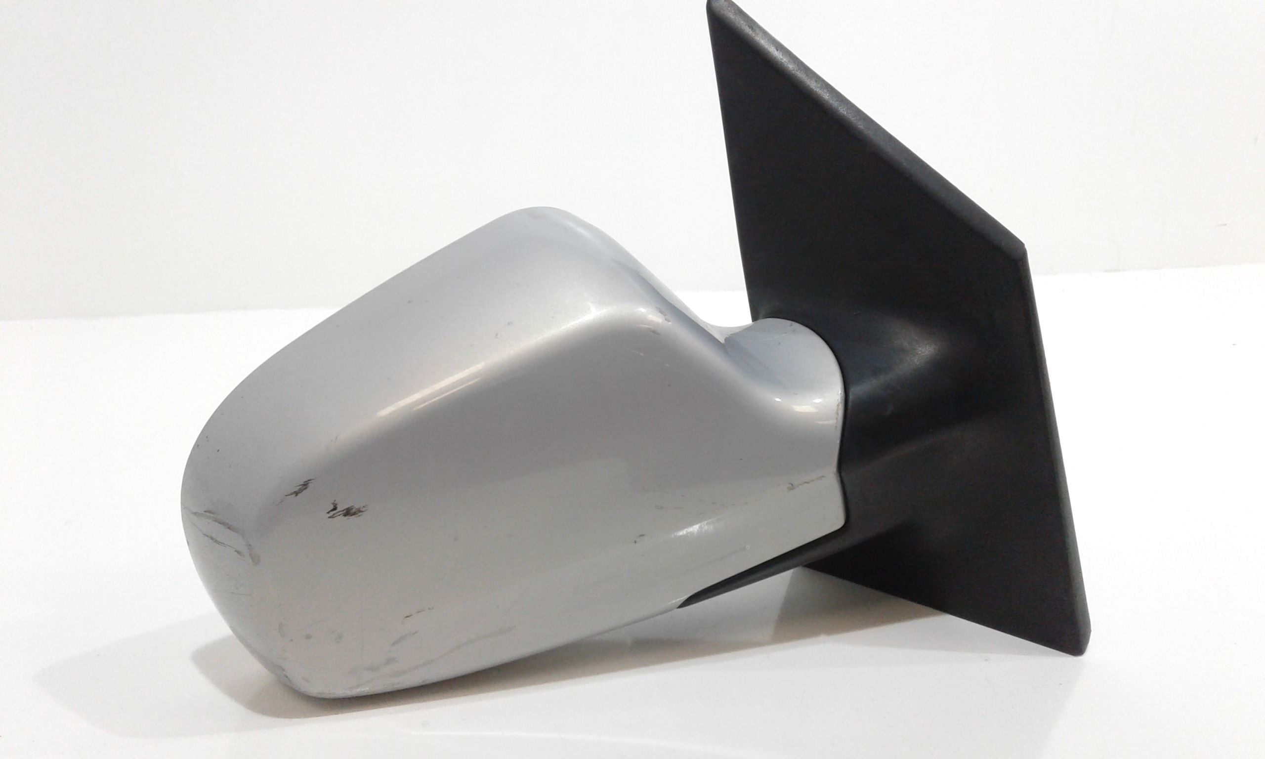 Retrovisore Est. Destro Usato