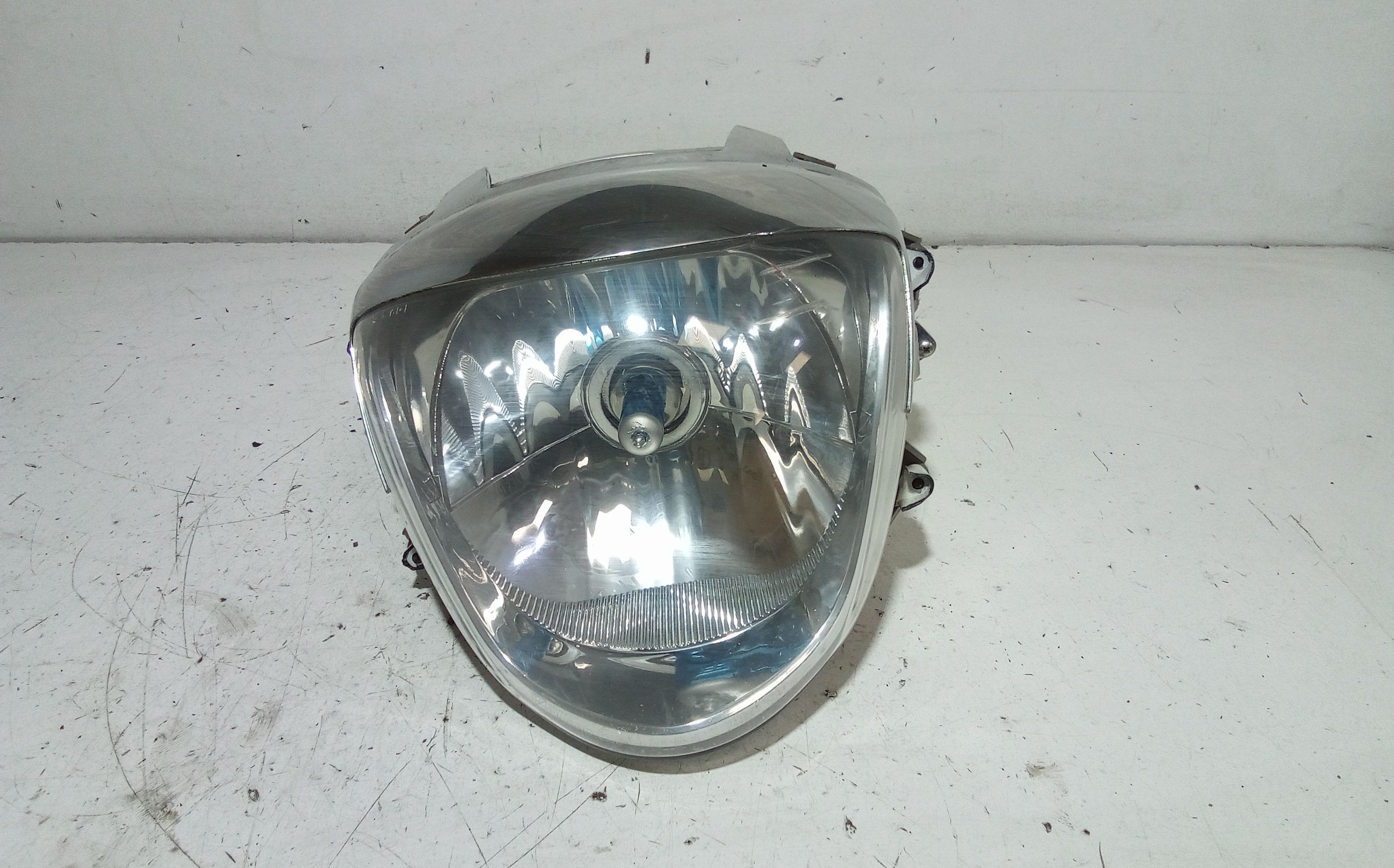 Faro Anteriore Usato