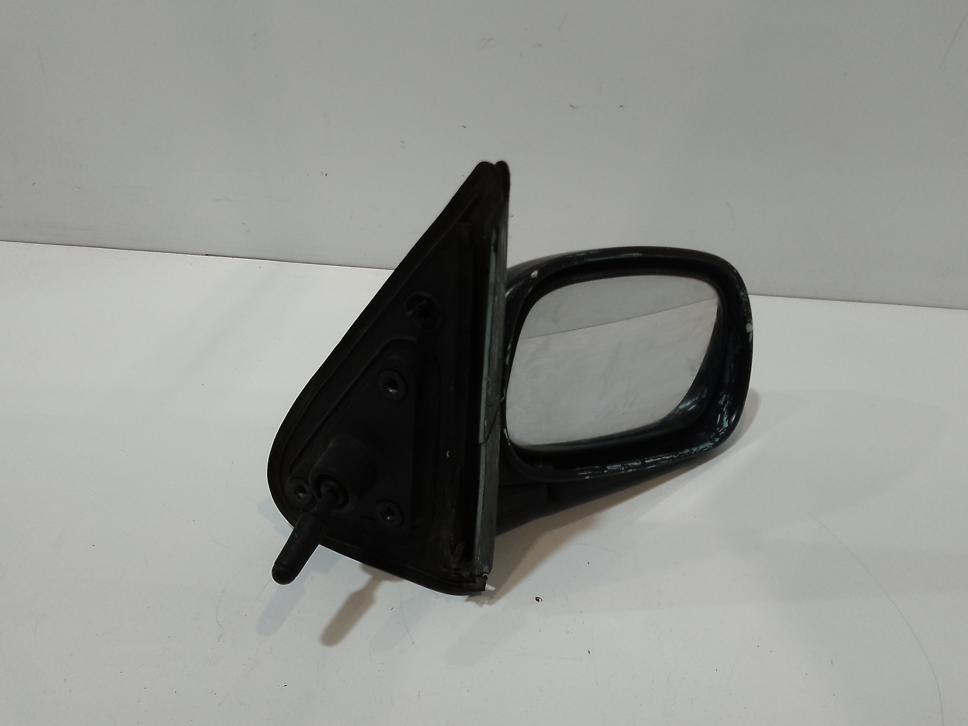 Retrovisore Est. Destro 963011F500 Usato