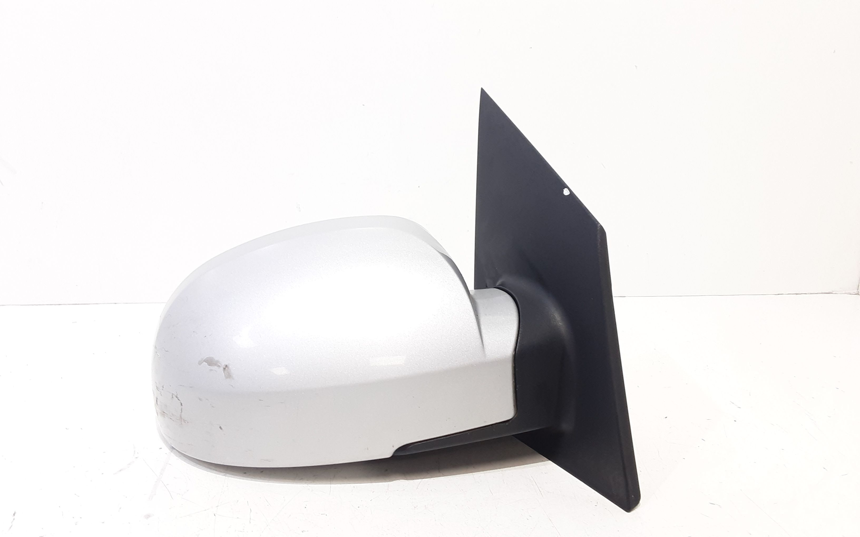 Retrovisore Est. Destro 876201C200 Usato