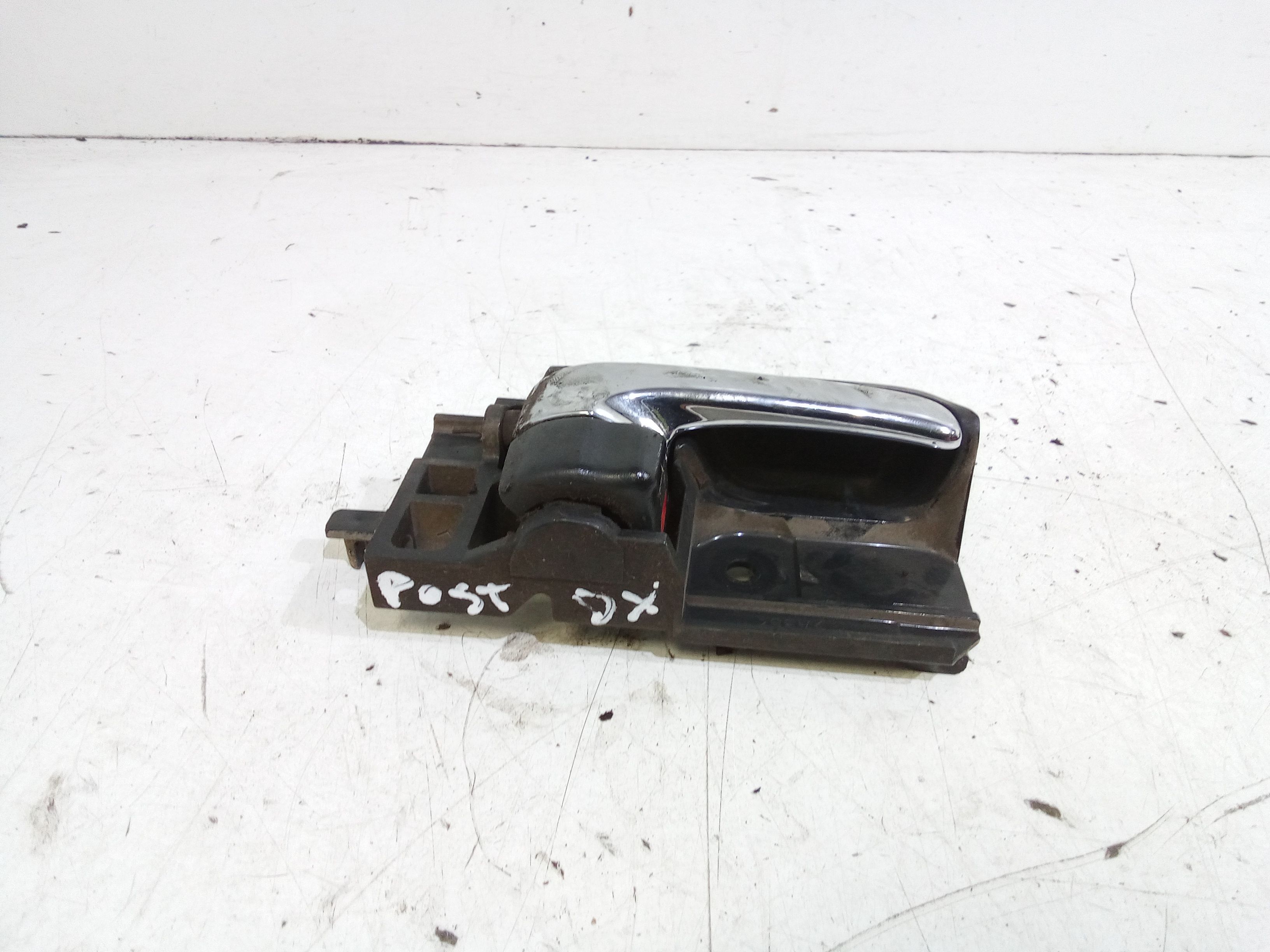 Maniglia Int. Apertura Porta Post. Destro Usato