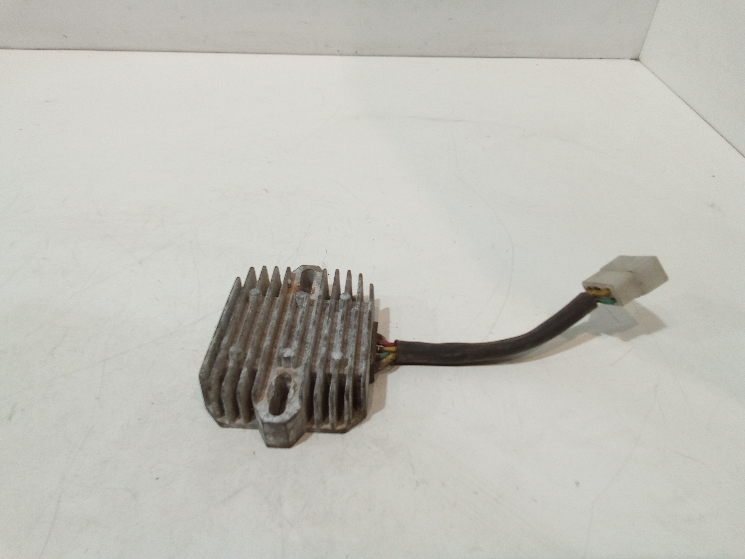 Regolatore Tensione Usato