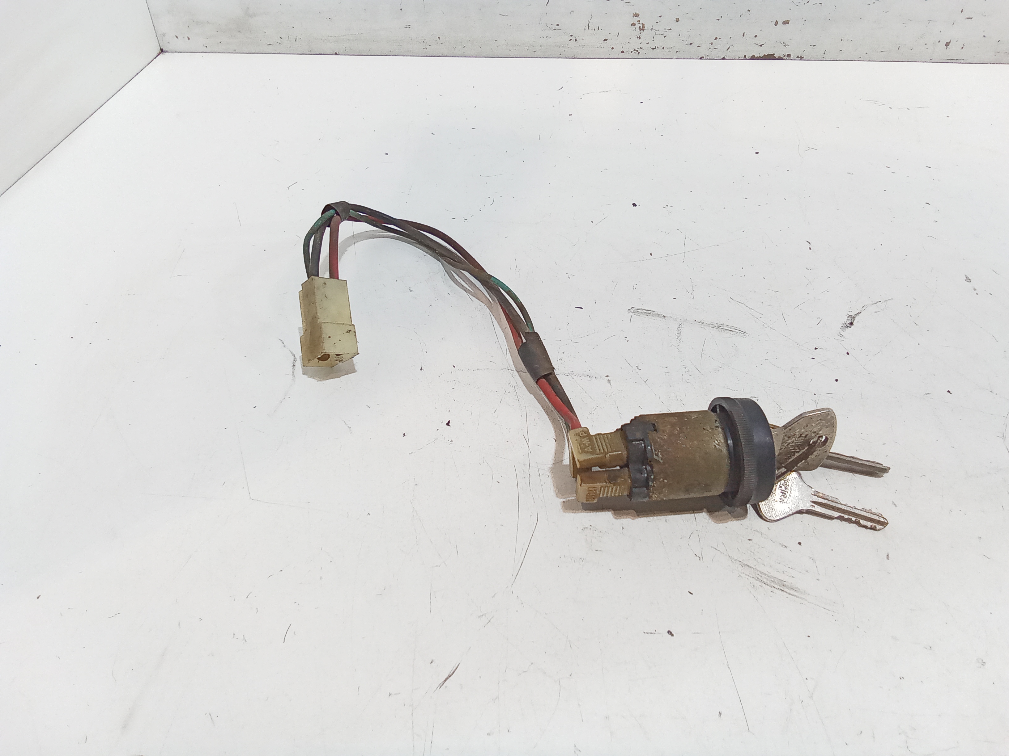 Commutatore Avviamento Con Cilindretti Serrature Usato