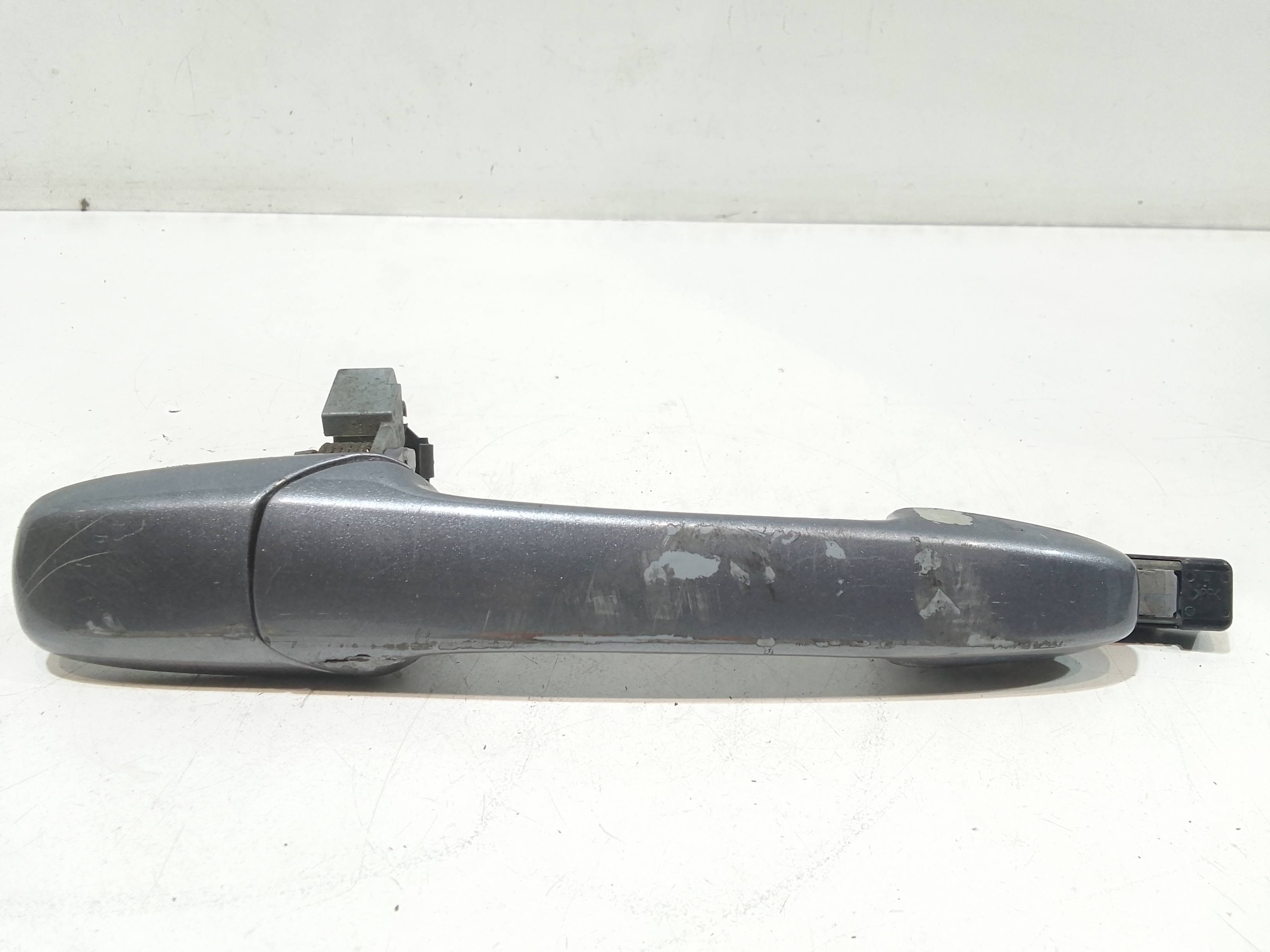 Maniglia Porta Ant. Destro GJ6A58410PPZ Usato