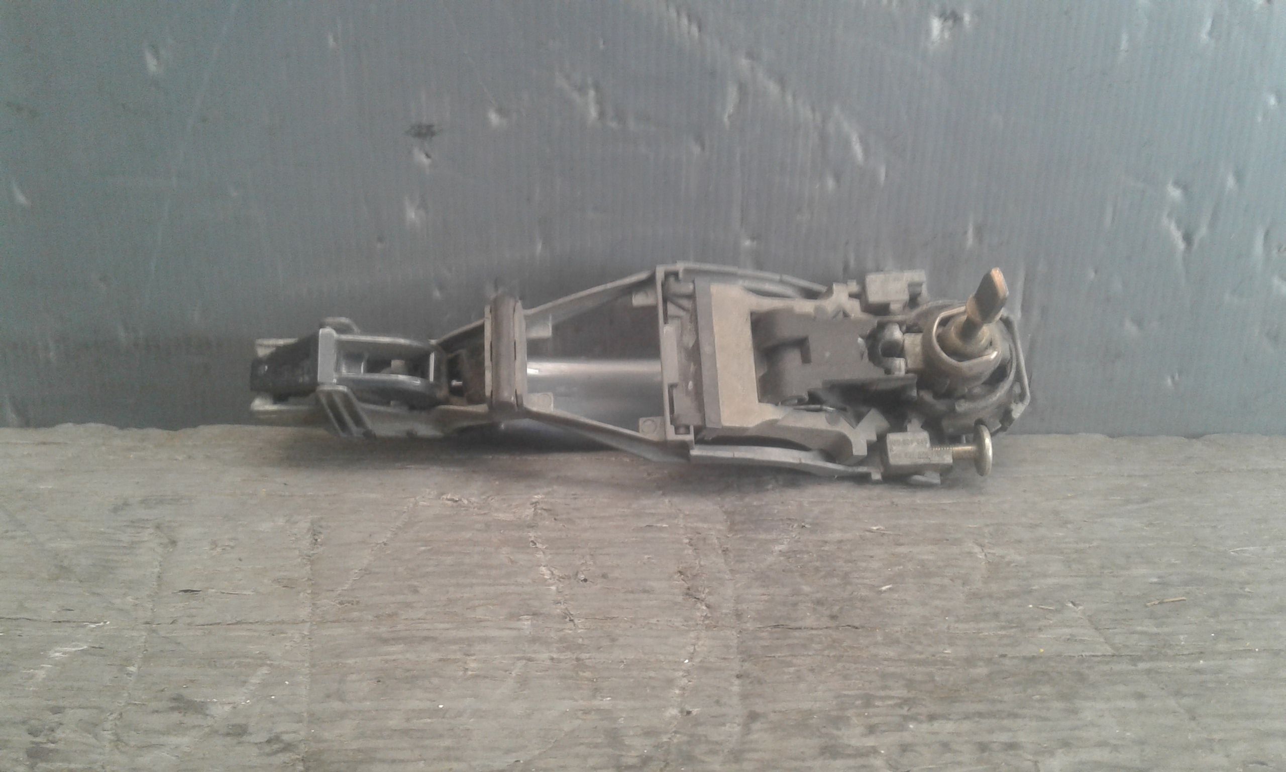 Maniglia Porta Ant. Sinistro 3B0837207F3FZ Usato