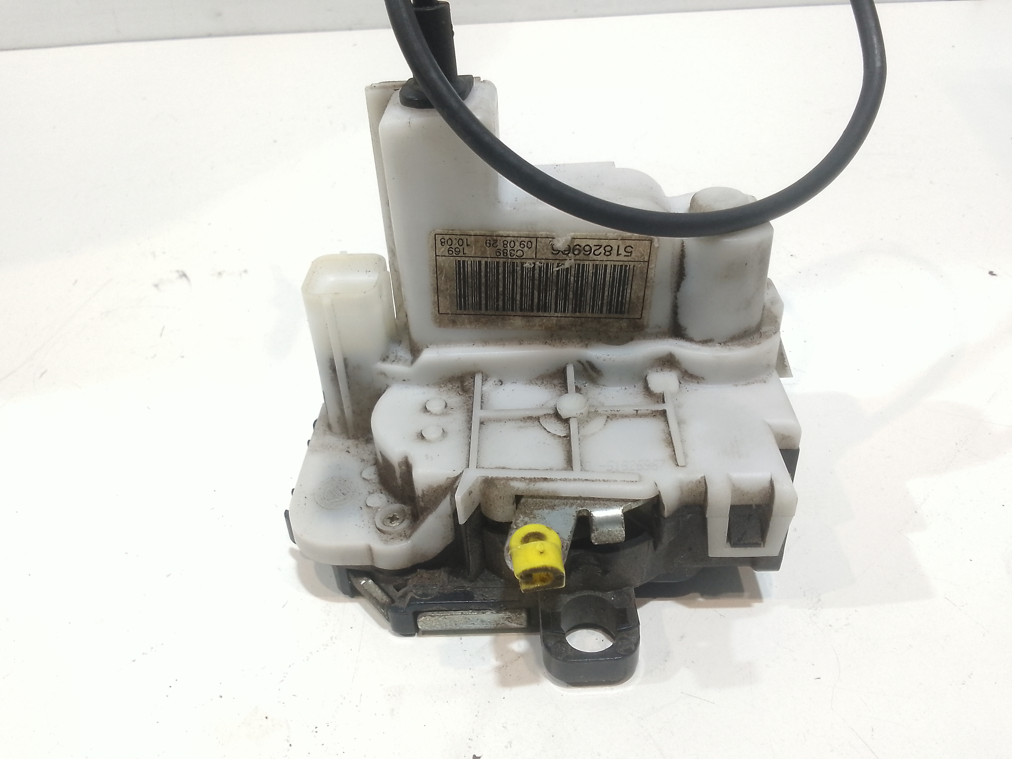 Serratura Porta Ant. Destro 51917876 Usato