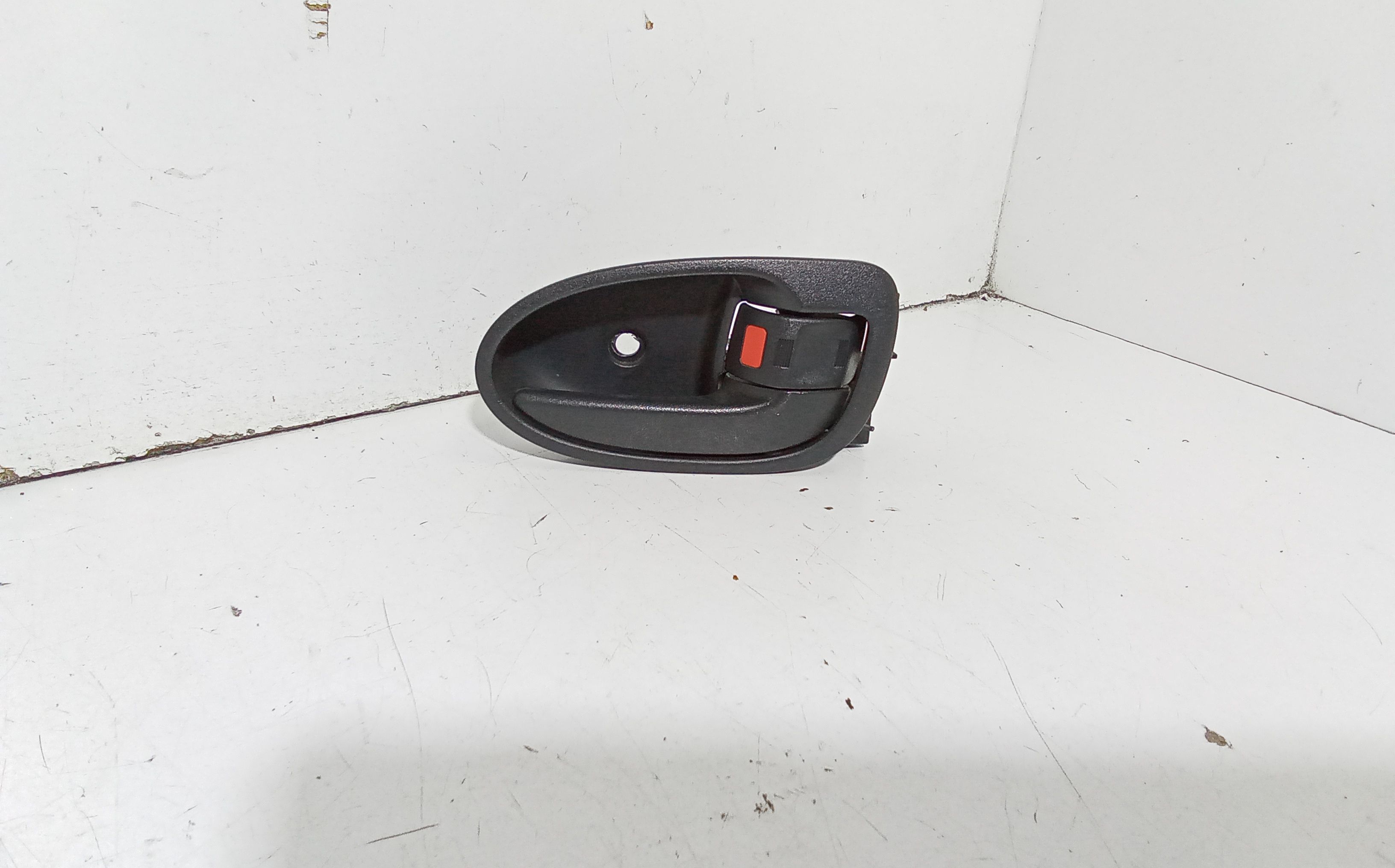 Maniglia Int. Apertura Porta Post. Destro 6920552070B1 Usato