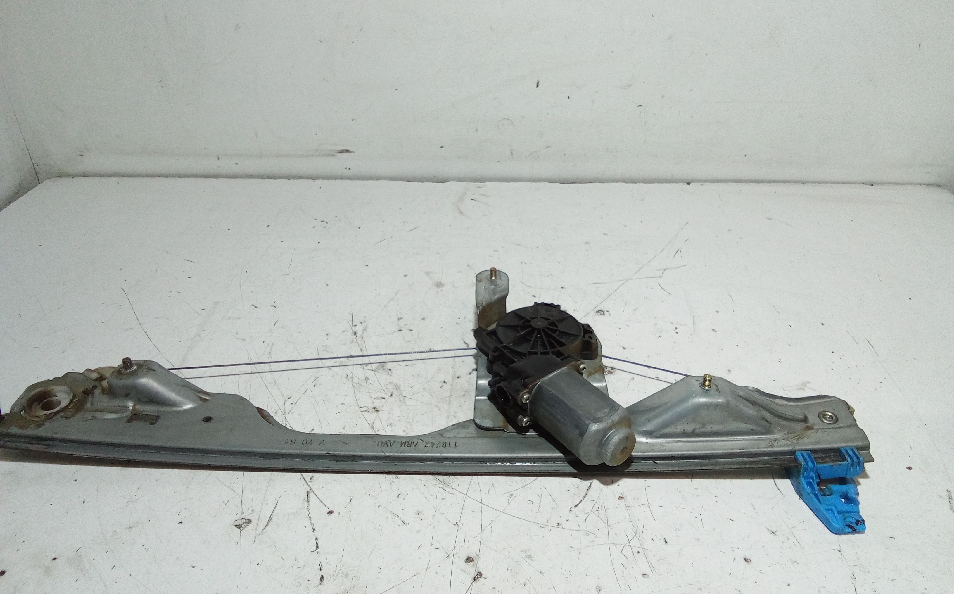 Alzacristallo Porta Ant. Destro Usato