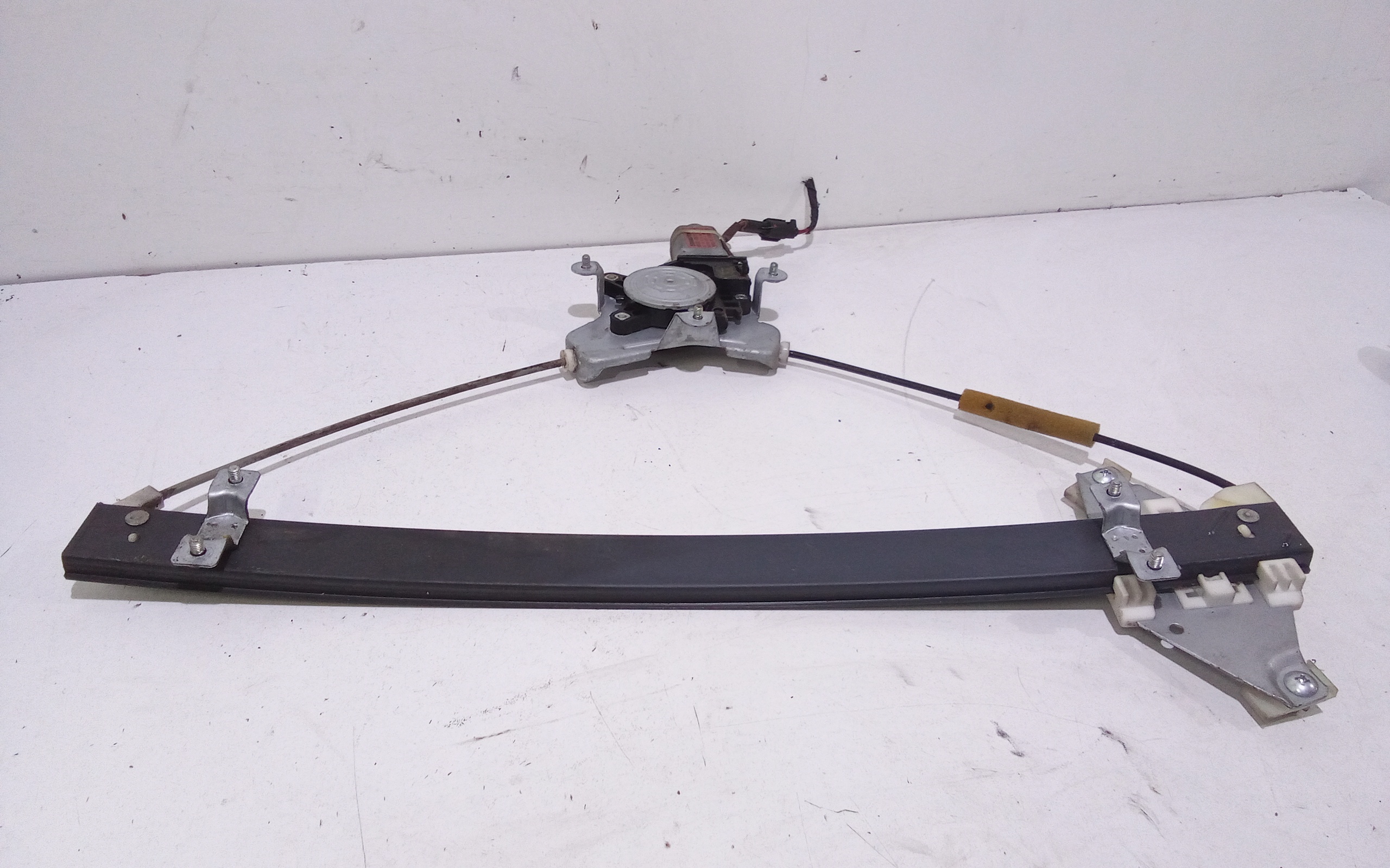 Alzacristallo Porta Ant. Destro Usato