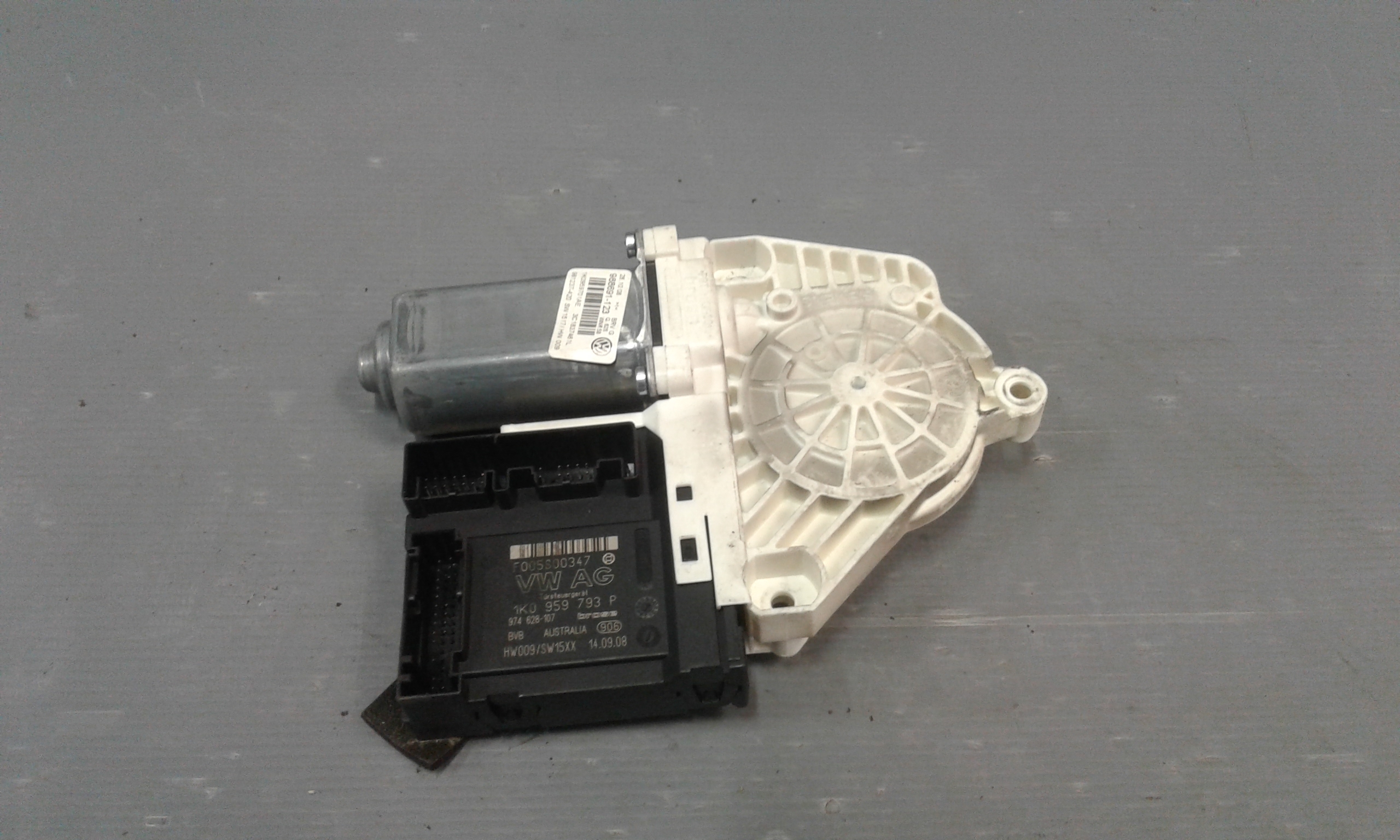 Motorino Alzacristallo Porta Ant. Sinistro 1K0959701AEZ03 Usato