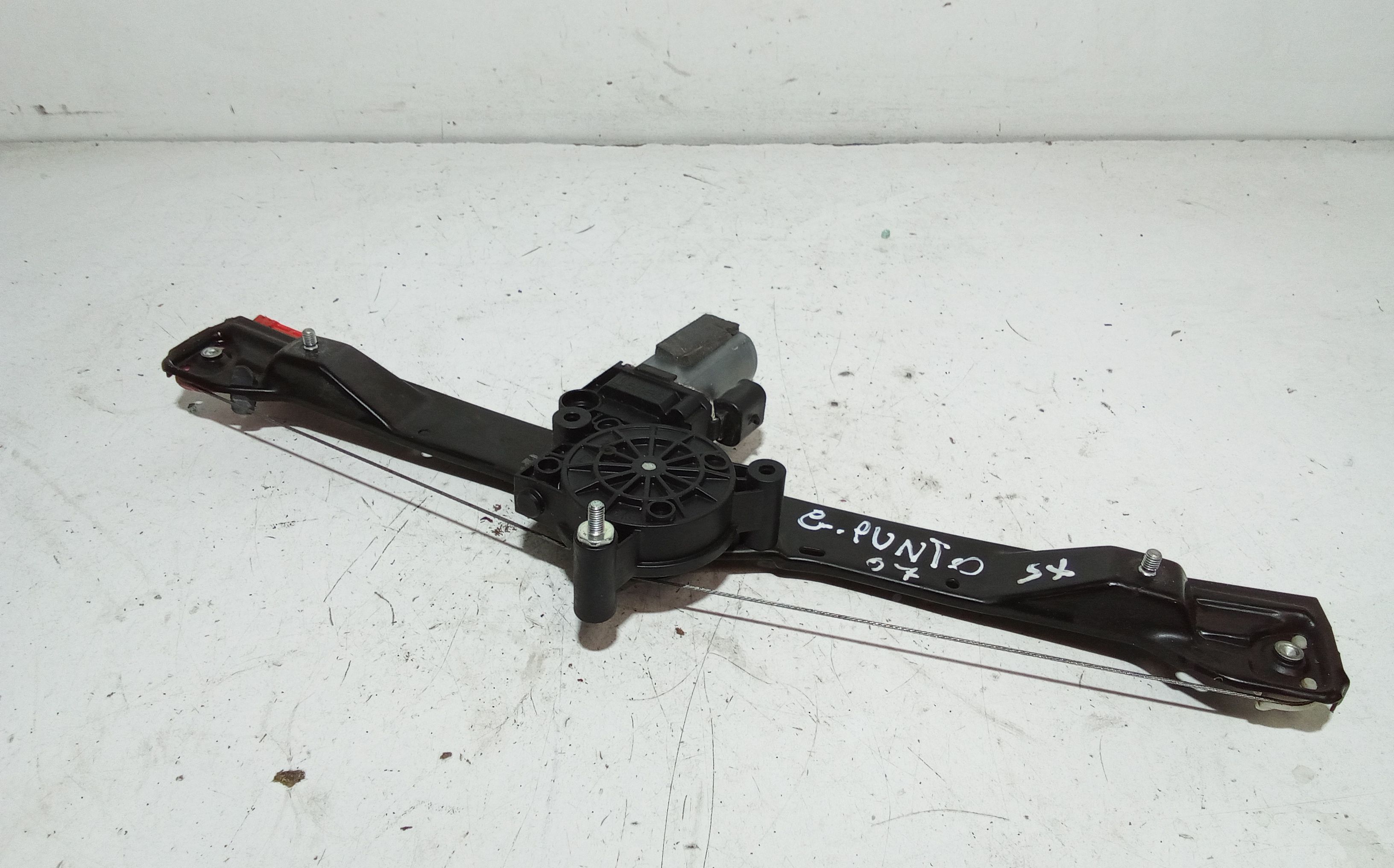 Alzacristallo Porta Ant. Sinistro Usato