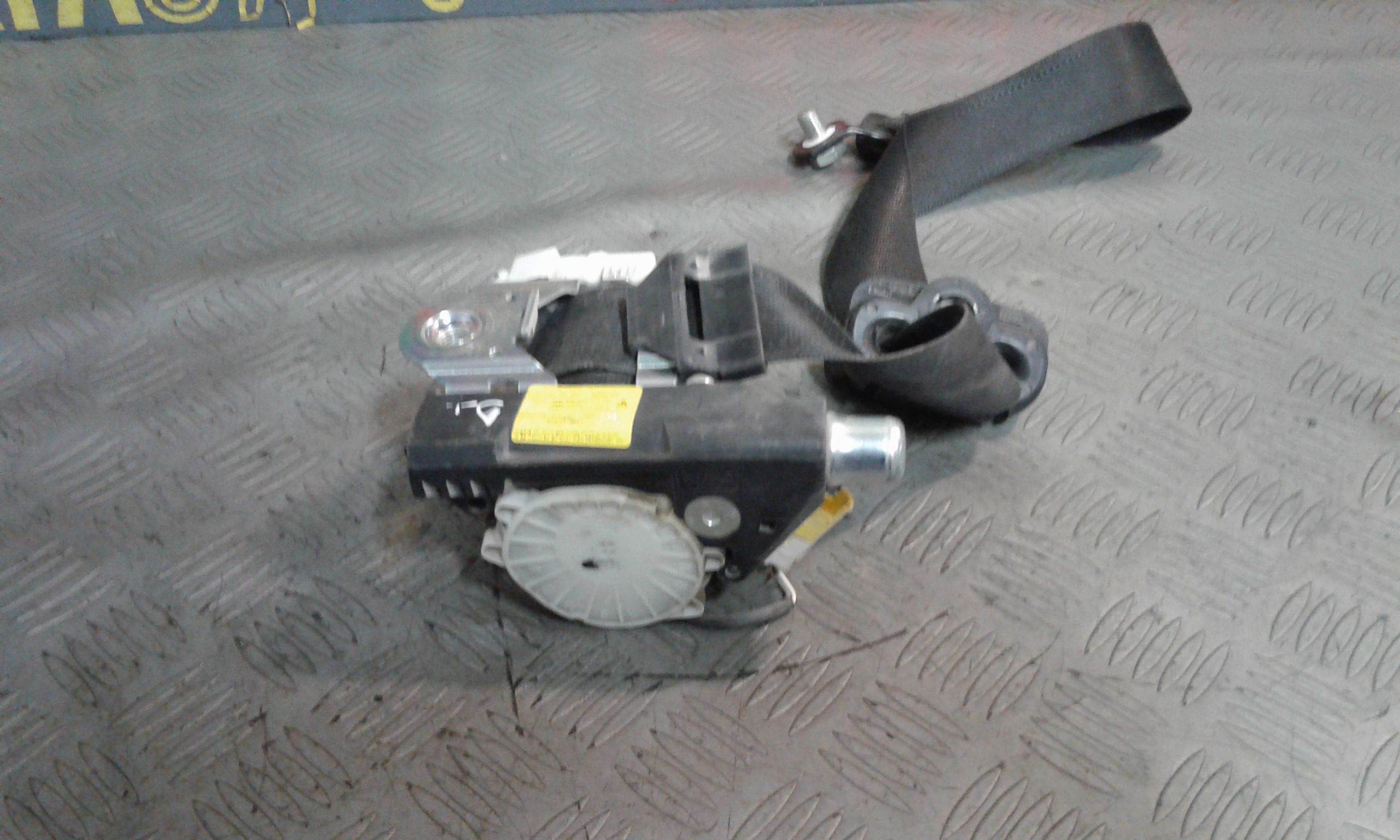 Cintura Di Sicurezza Ant. Destro 735440818 Usato