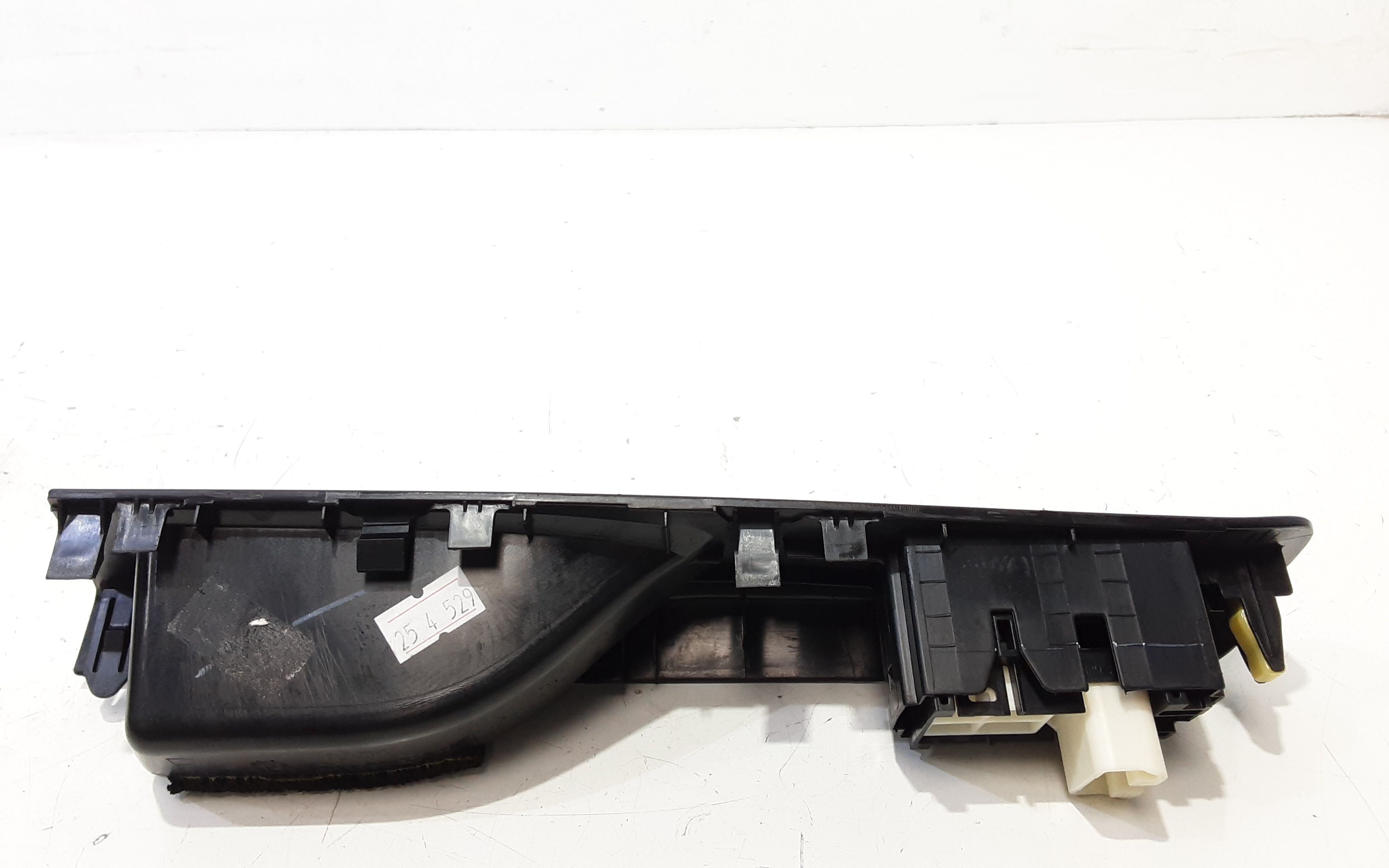 Interruttore Alzacristalli Porta Post. Destro 848100D030 Usato