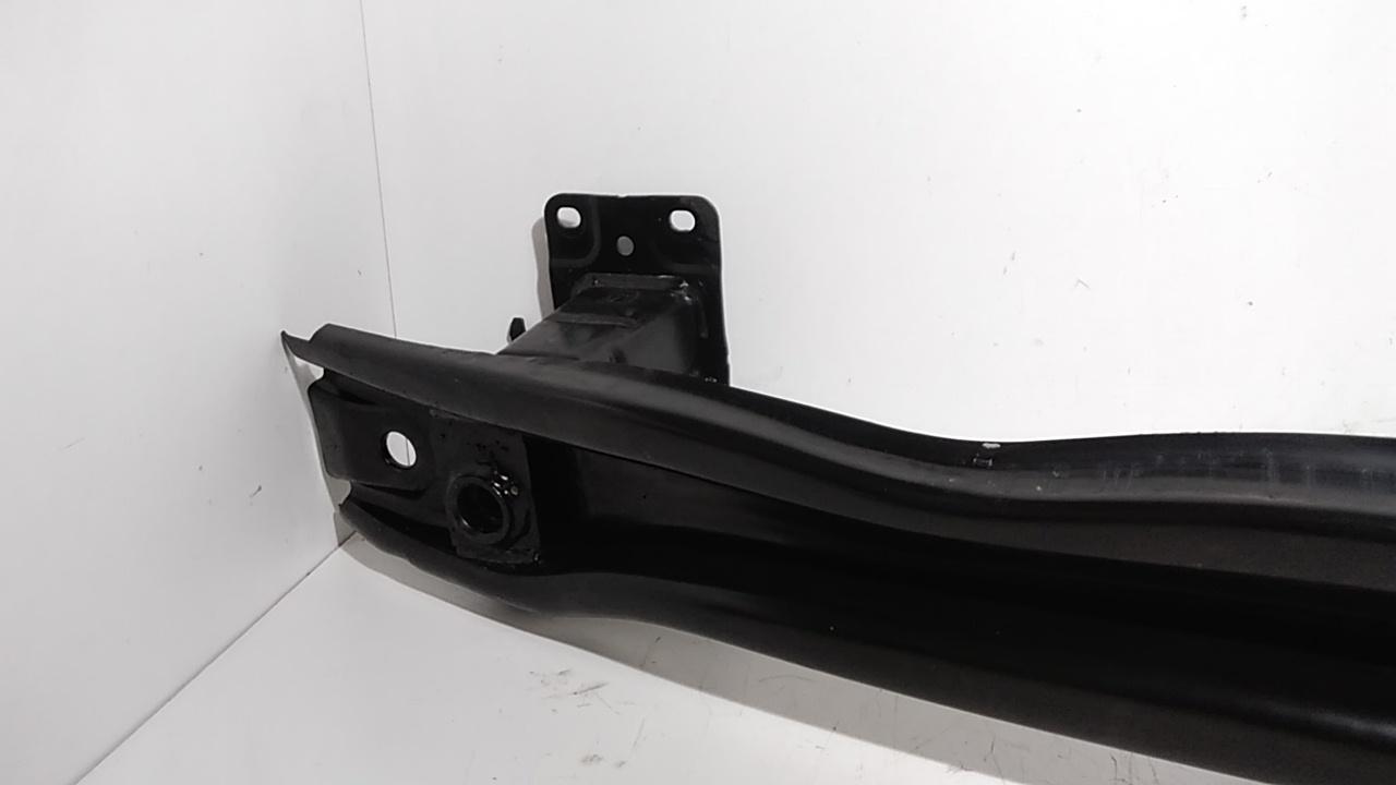 Rinforzo Paraurti Post. Usato