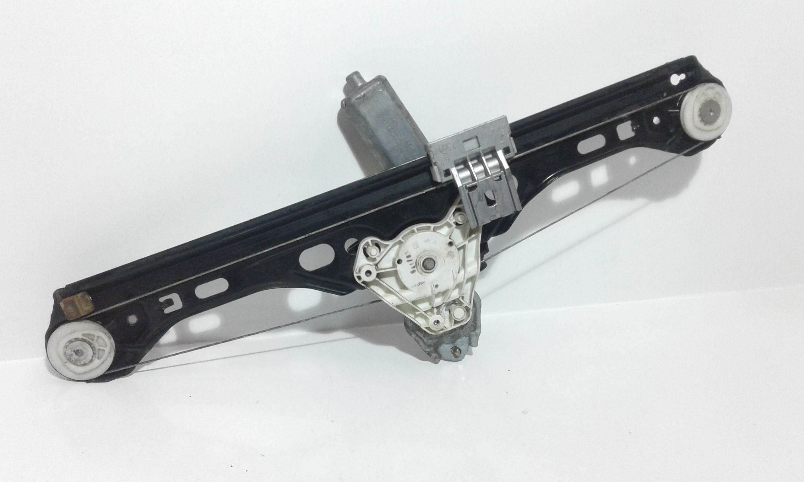 Alzacristallo Elettr. Porta Ant. Sinistro A2207200346 Usato